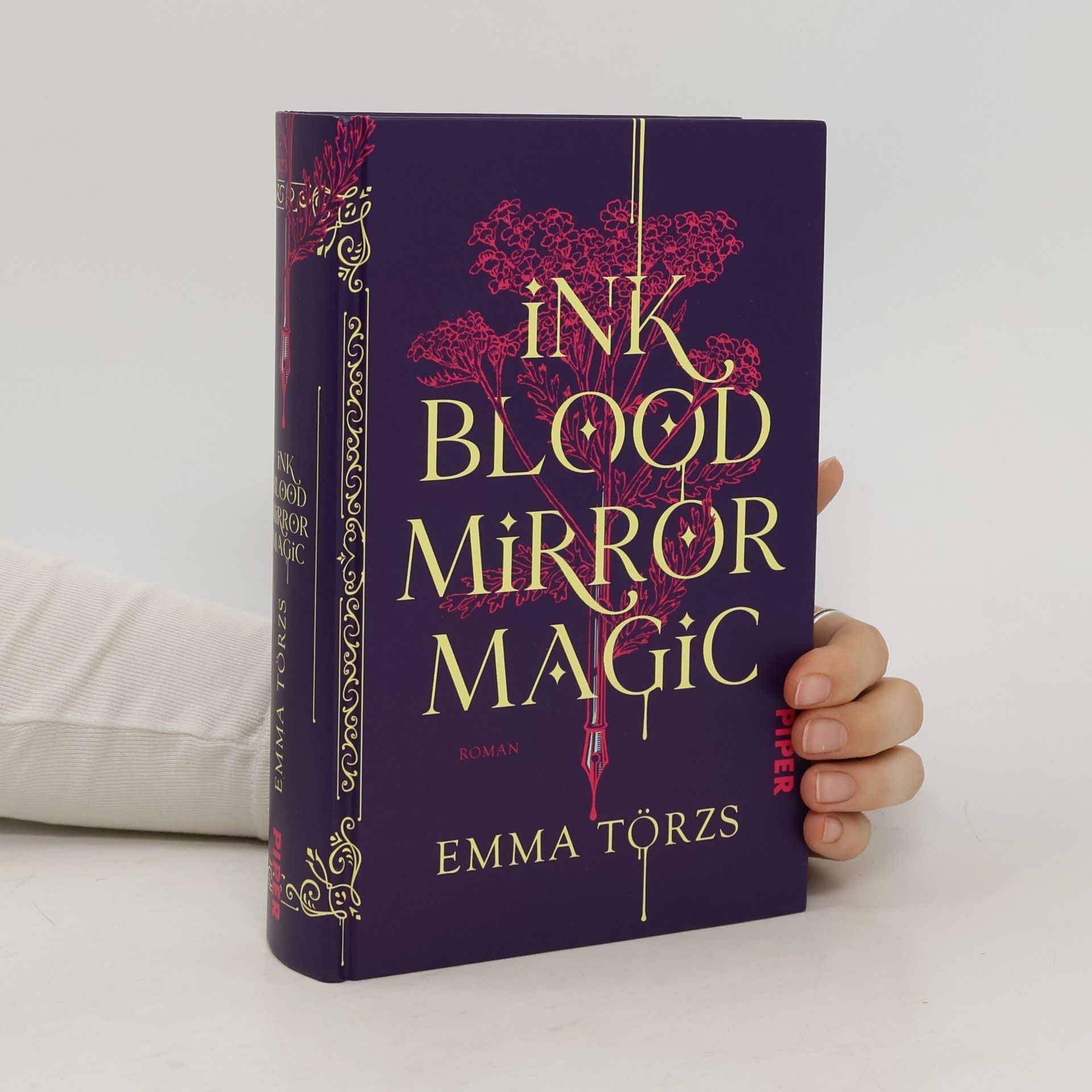 Emma Törzs Ink Blood Mirror Magic