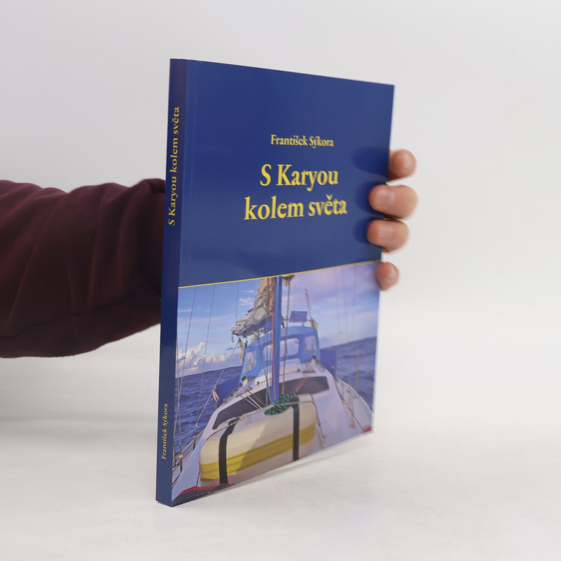 František Sýkora S Karyou kolem světa