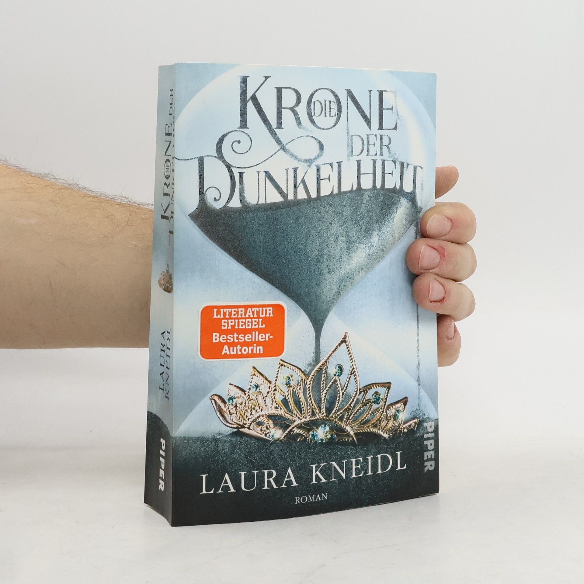 Laura Kneidl Die Krone der Dunkelheit