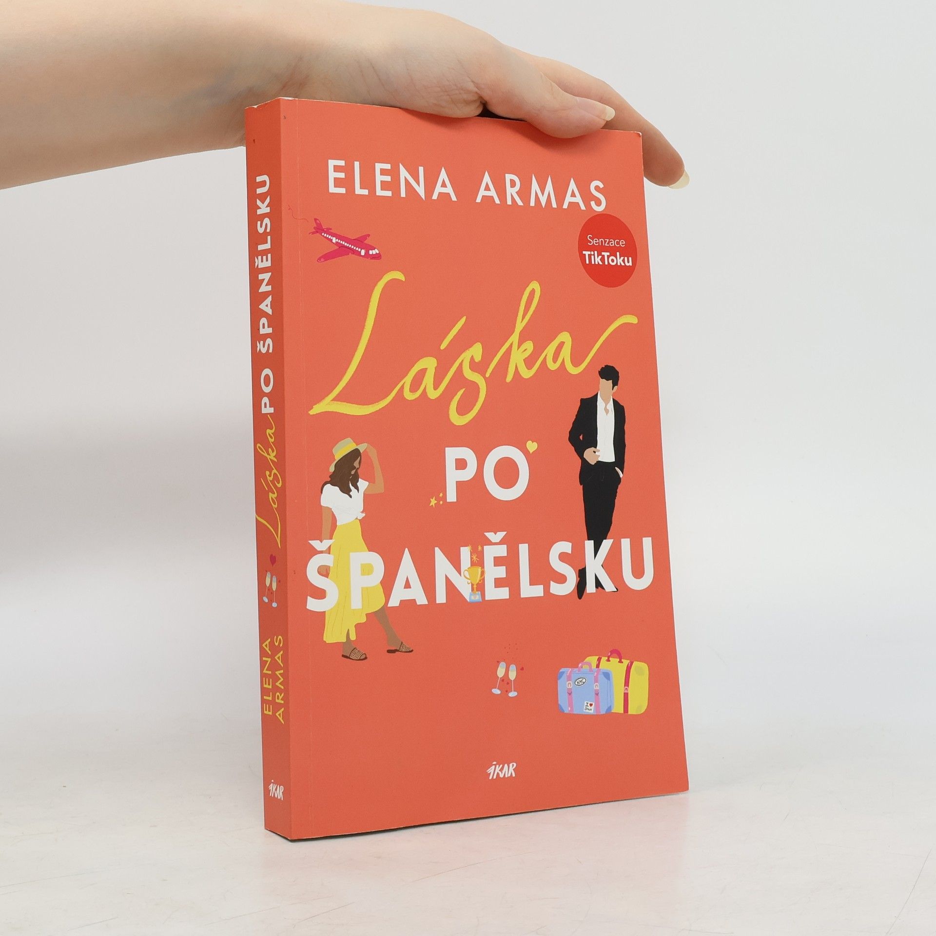 Elena Armas Láska po španělsku