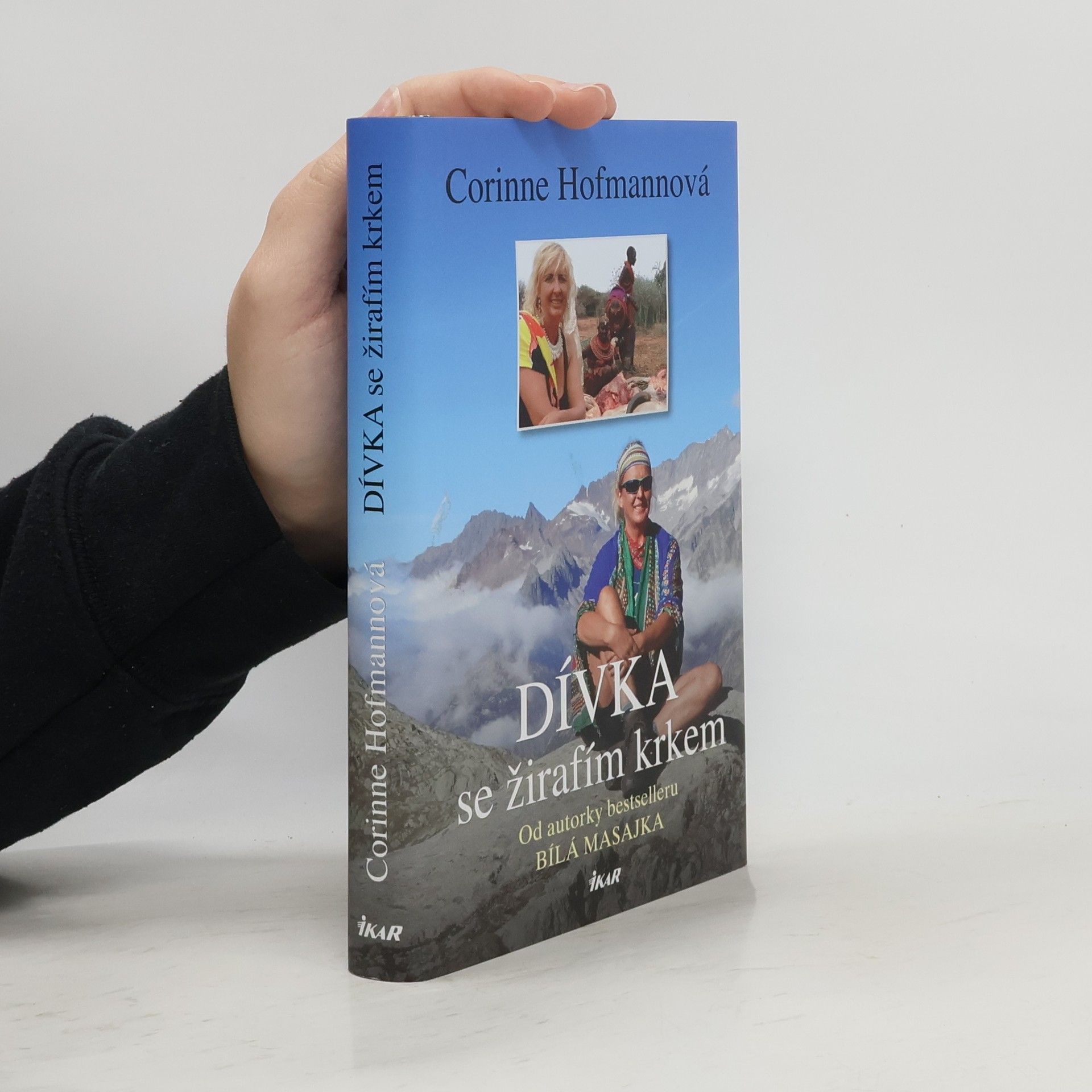 Zuzana Schneiderová Dívka se žirafím krkem