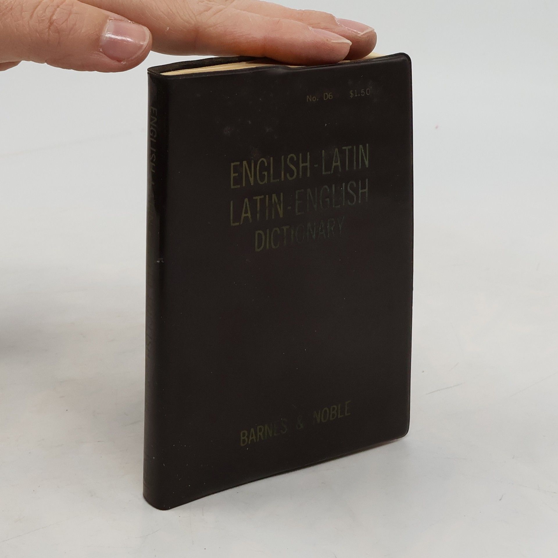 AA.VV. English-Latin, Latin-English Dictionary