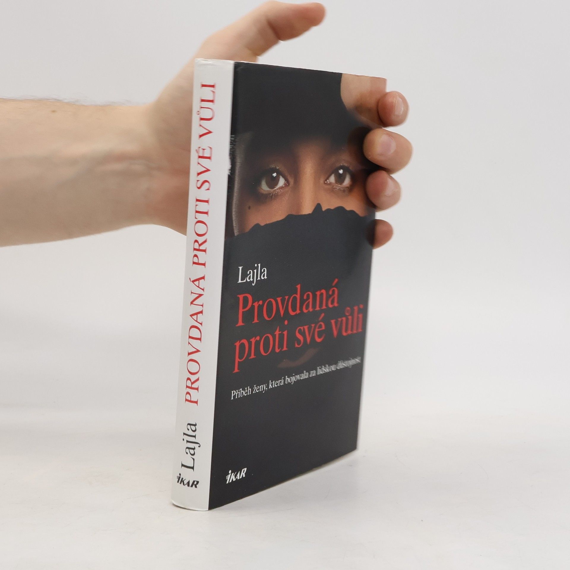 Lajla Provdaná proti své vůli