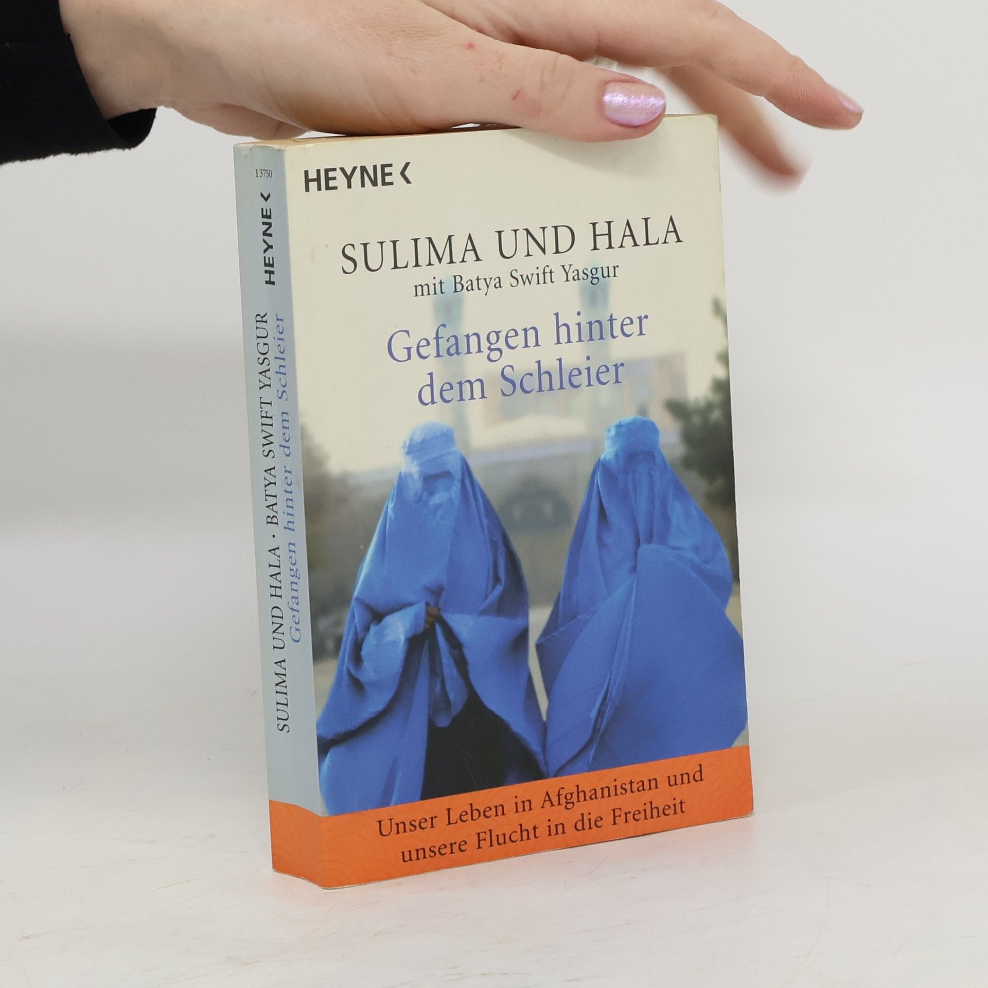 Sulima Gefangen hinter dem Schleier