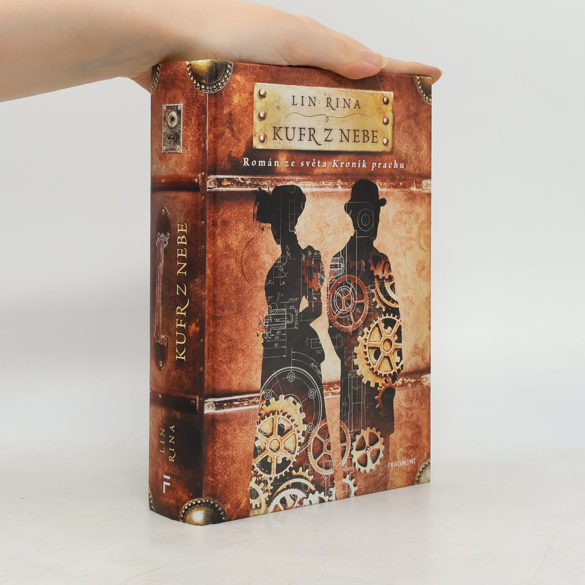 Kufr z nebe: román ze světa Kronik prachu