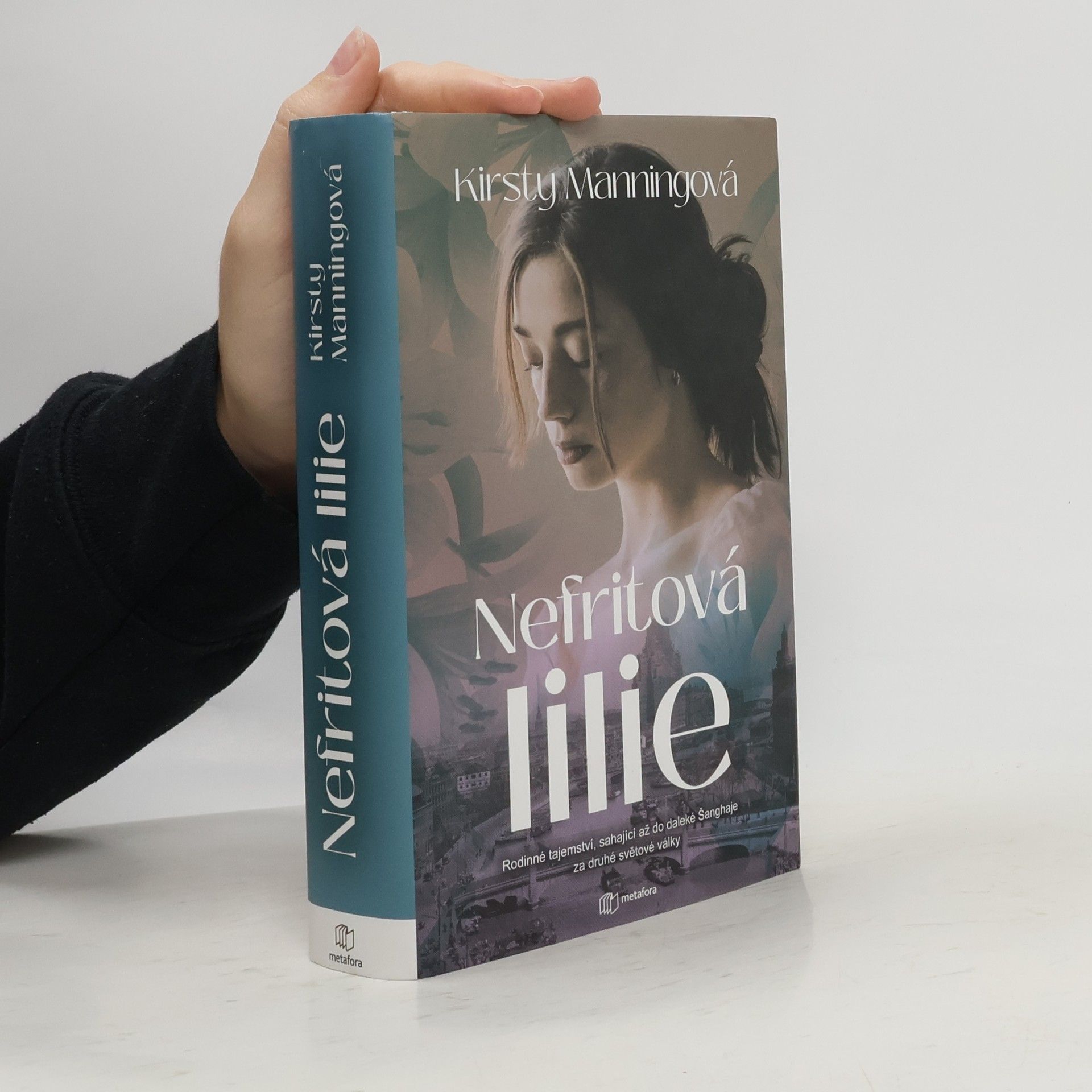 Kirsty Manning Nefritová lilie