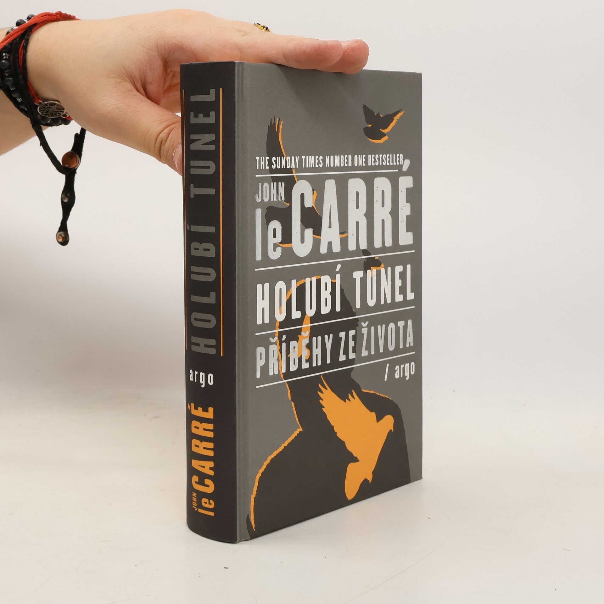 John le Carré Holubí tunel. Příběhy ze života