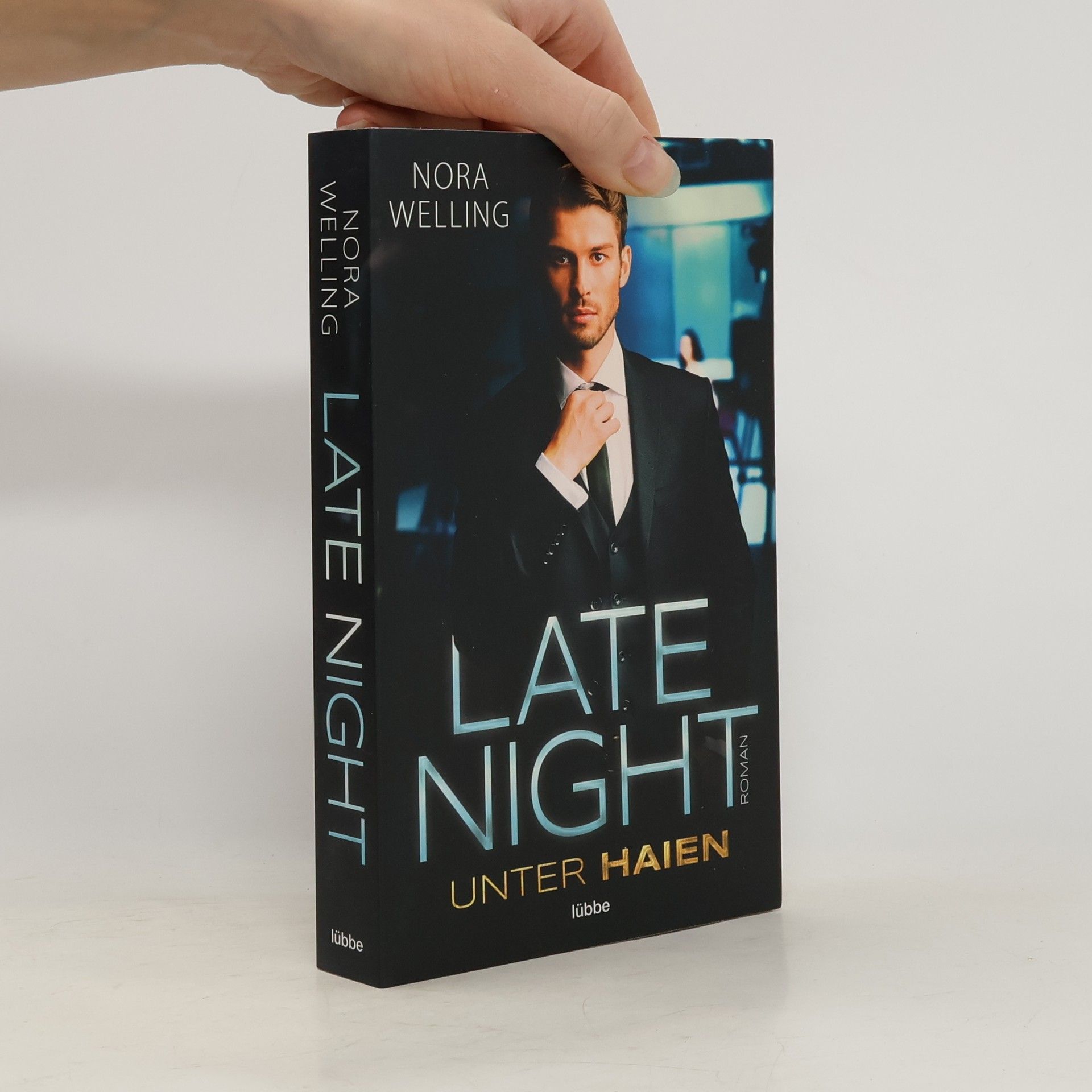 Nora Welling Late Night