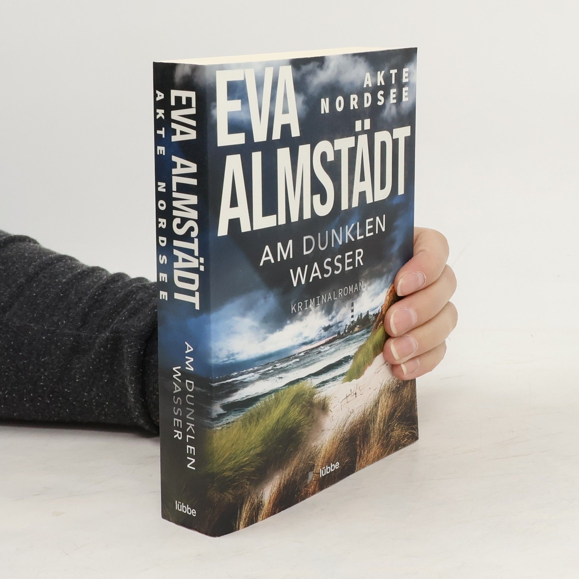Eva Almstädt Akte Nordsee - am dunklen Wasser