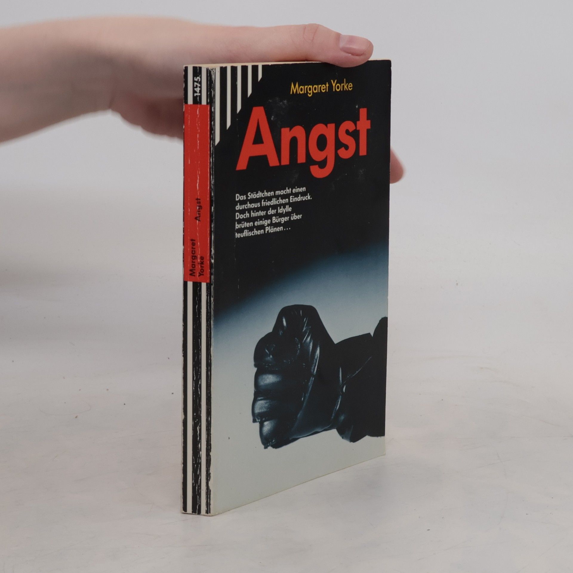 Margaret Yorke Angst