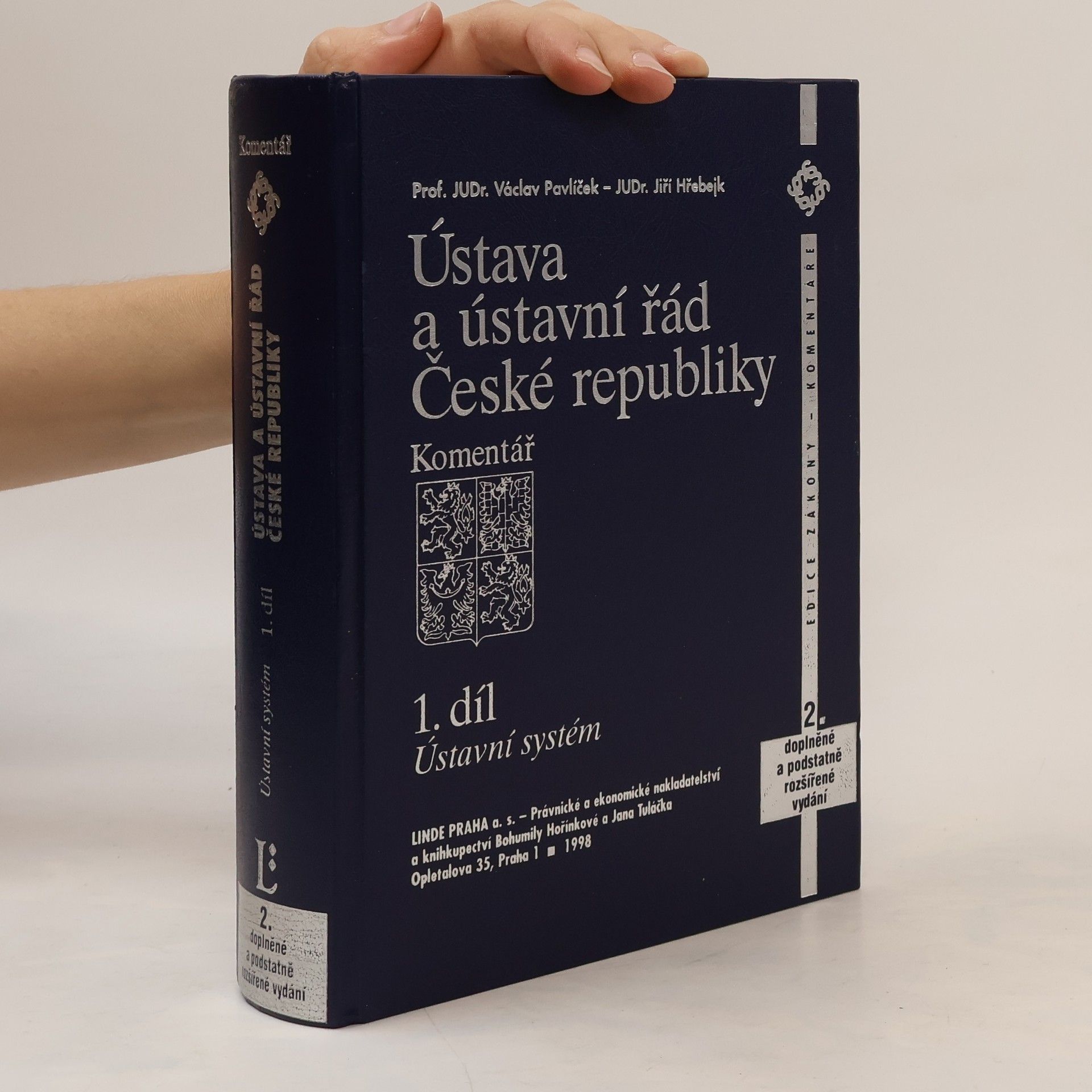 Ústava a ústavní řád České republiky: komentář. 1. díl, Ústavní systém