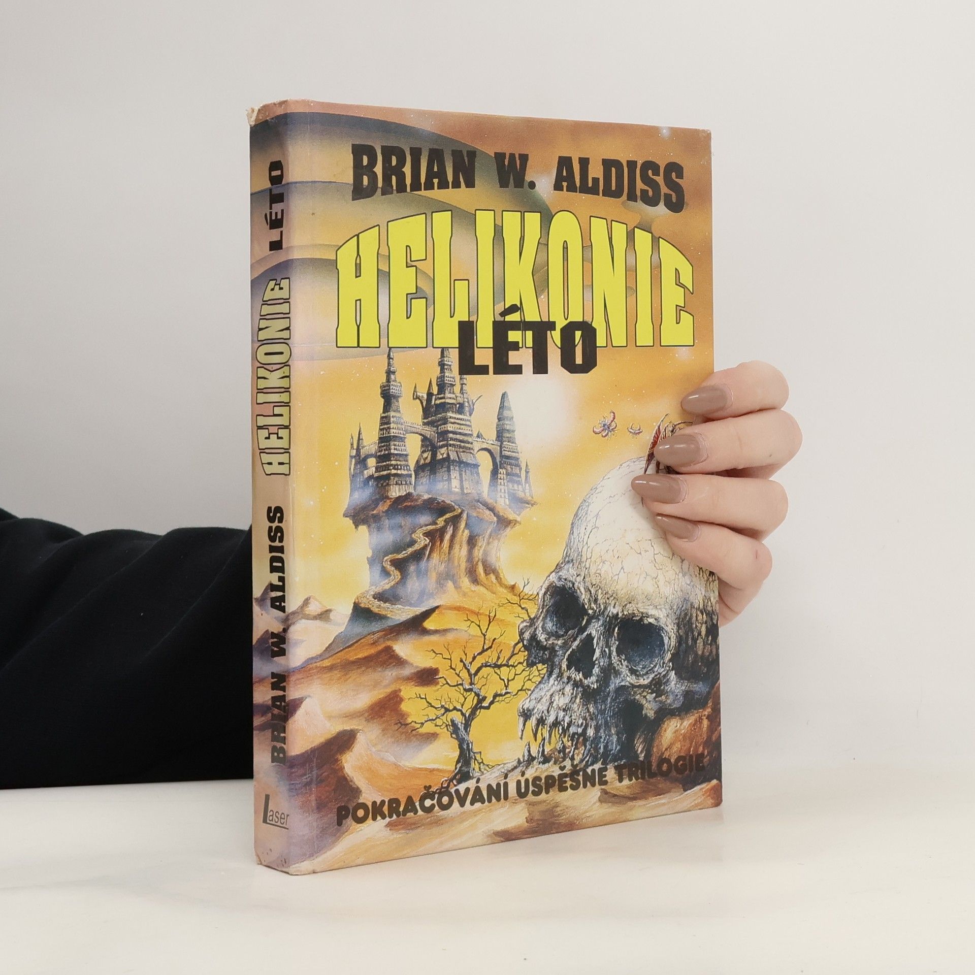 Brian Aldiss Helikonie. Léto