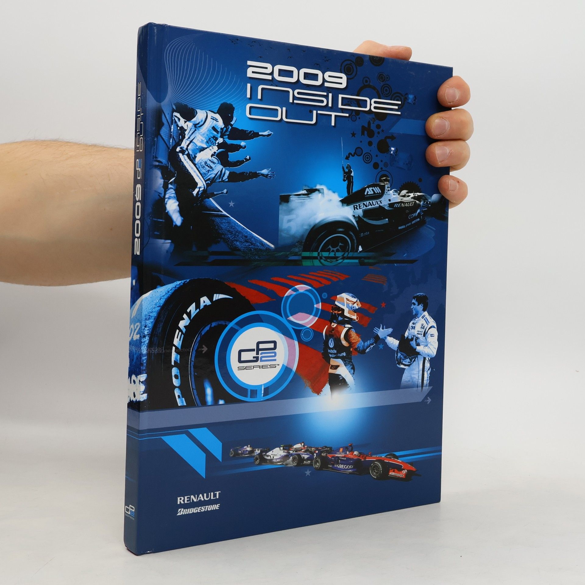 Collectif d'auteurs 2009 Inside Out. Renault