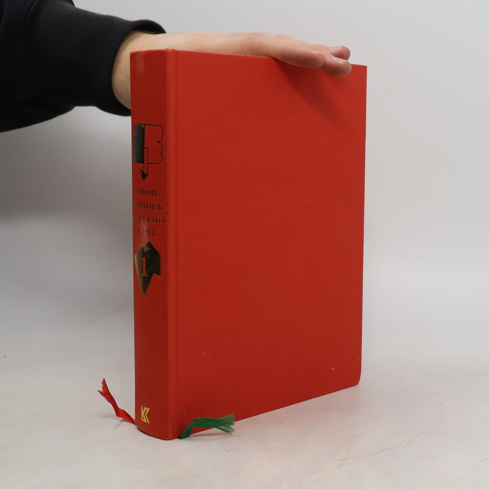 Kolektiv autorů První strom pohádek z celého světa