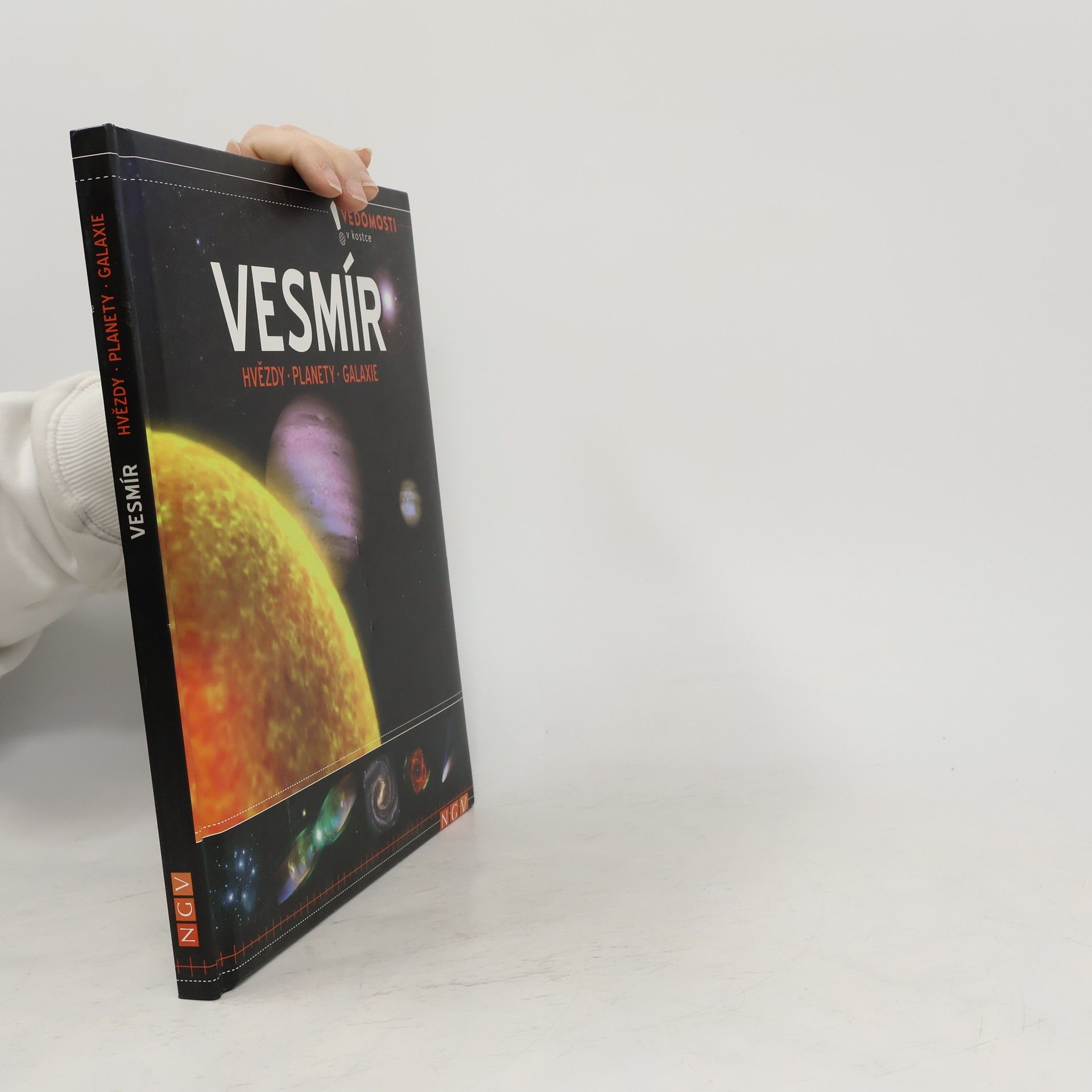 Kolektiv autorů Vesmír