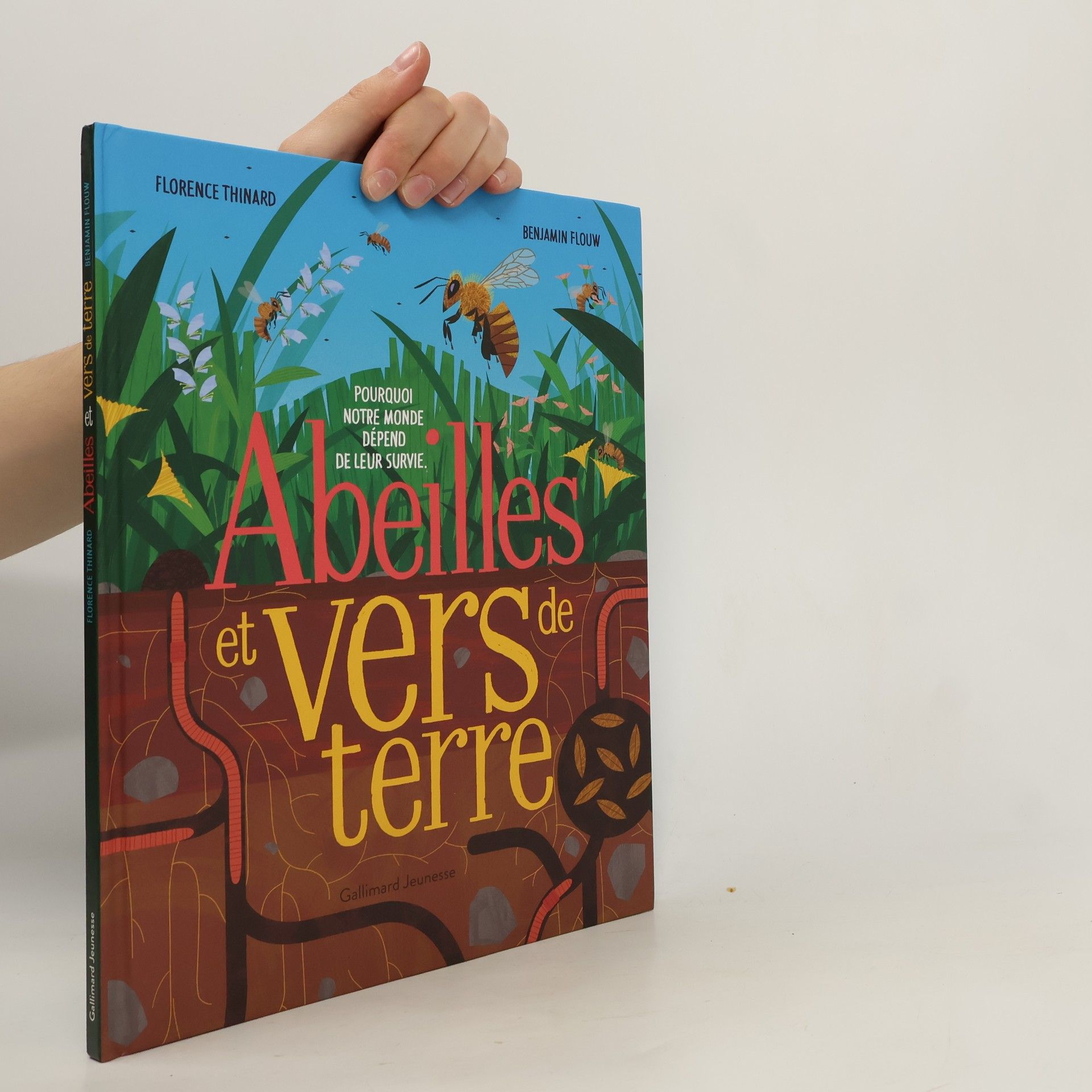 Abeilles et vers de terre: Pourquoi notre monde dépend de leur survie