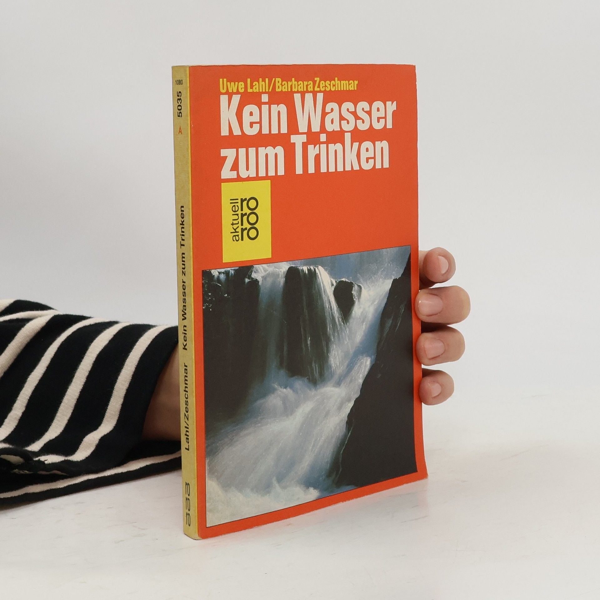 Klein Wasser zum Trinken