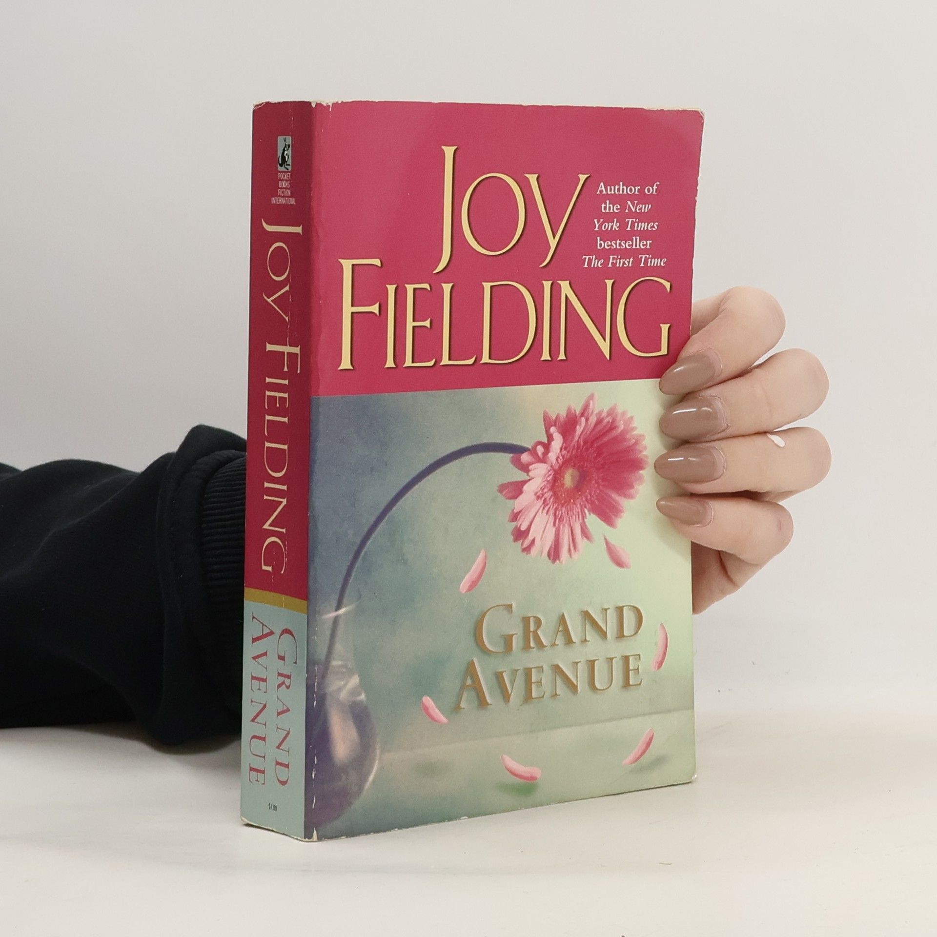 Joy Fielding Grand Avenue