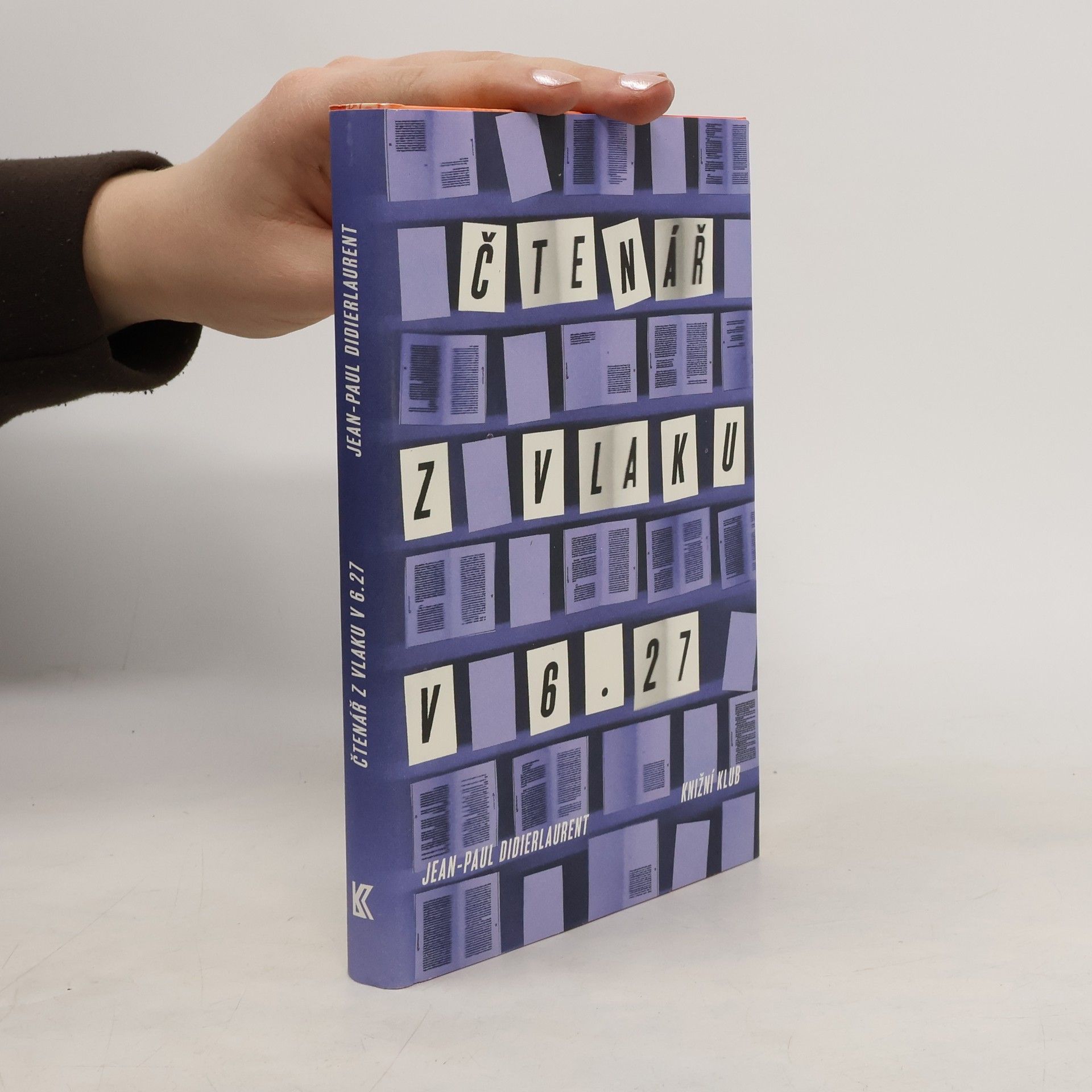 Nela Knapová Čtenář z vlaku v 6.27