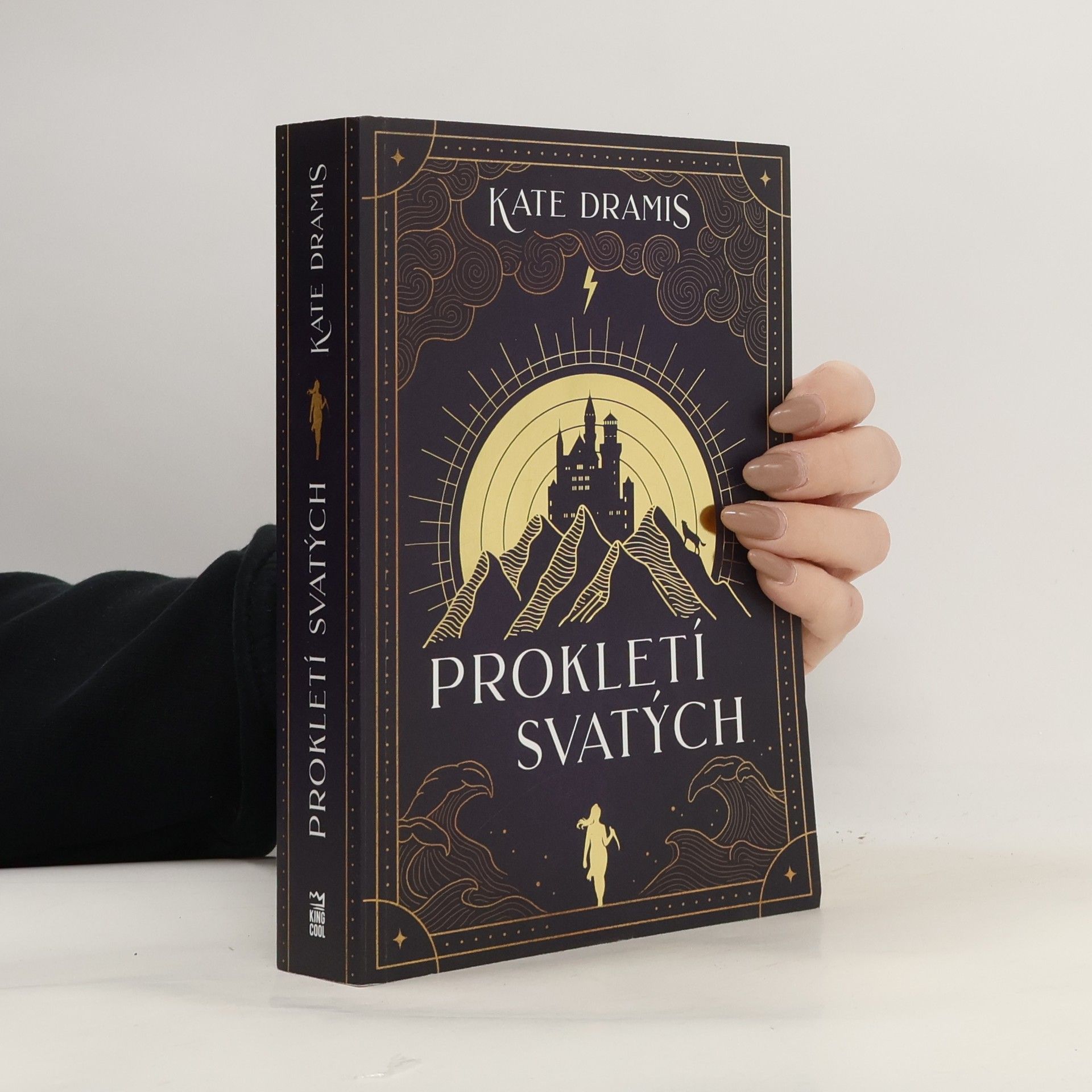 Kate Dramis Prokletí svatých
