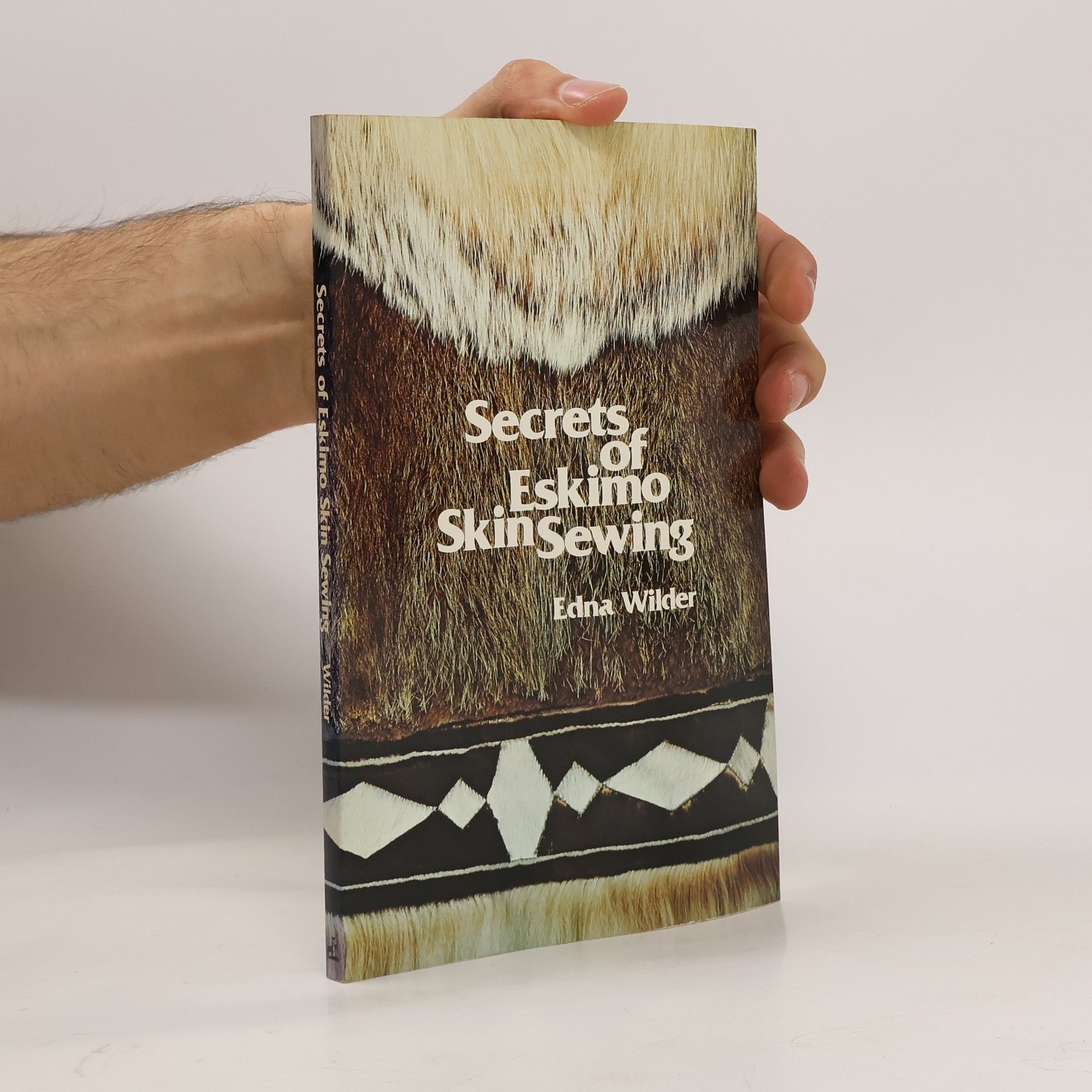 Edna Wilder Secrets of Eskimo Skin Sewing