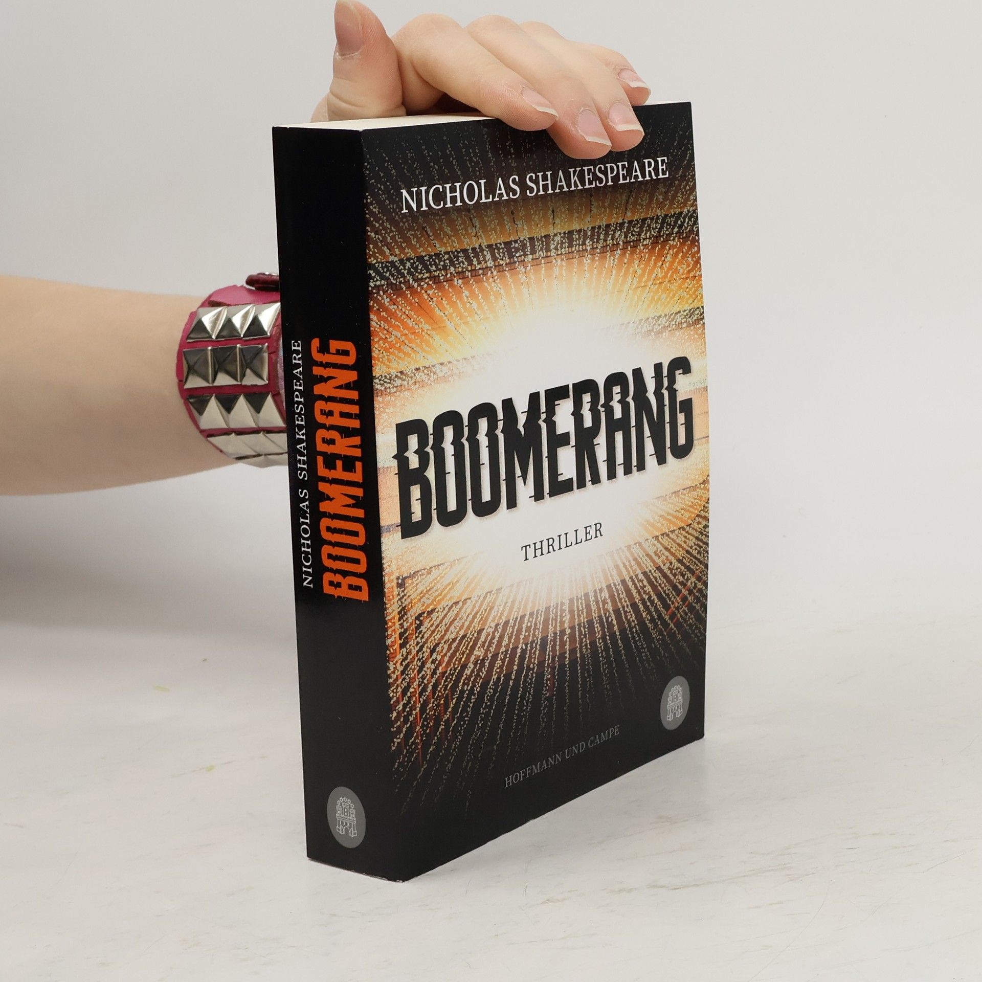 Nicholas Shakespeare Boomerang