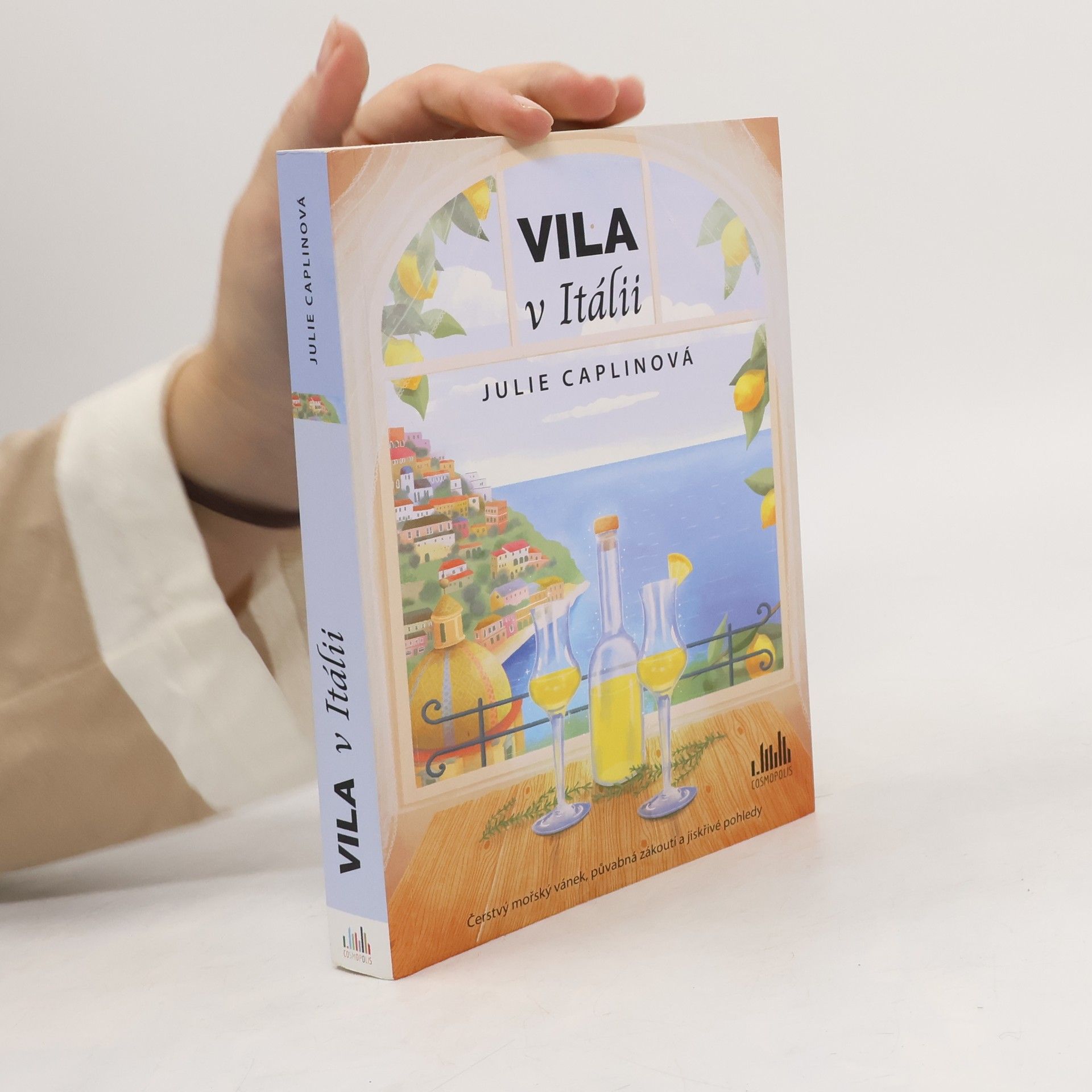 Julie Caplin Vila v Itálii