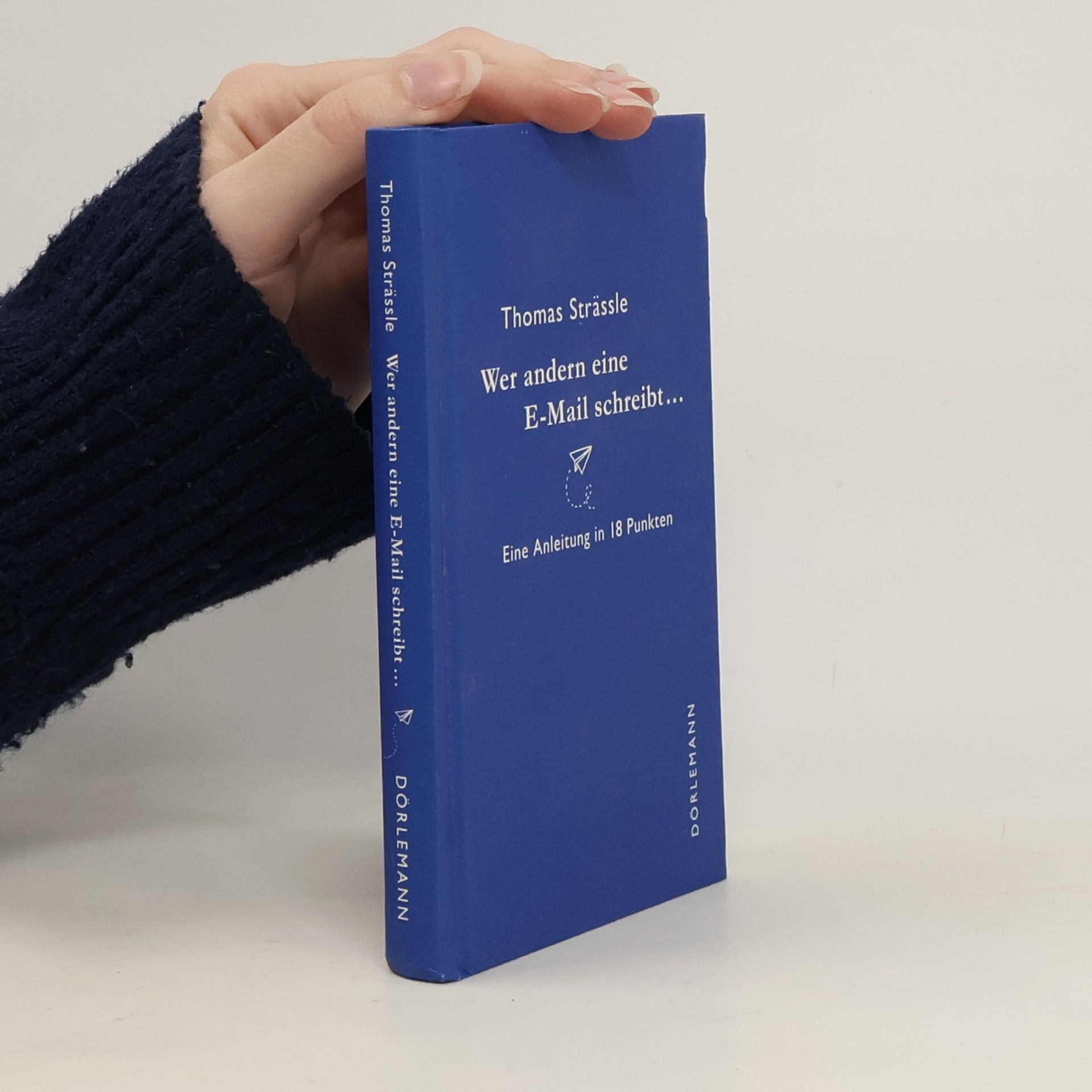 Wer anderen eine E-Mail schreibt