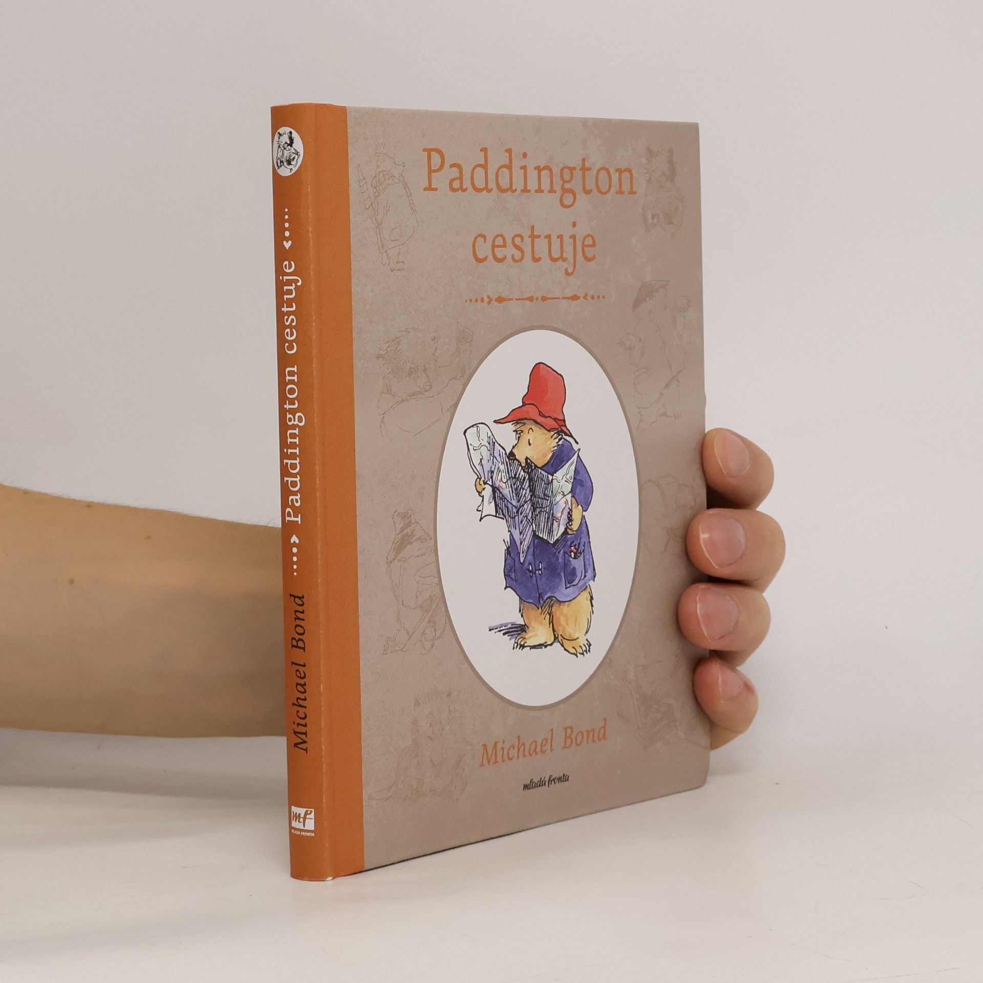 Michael Bond Paddington cestuje