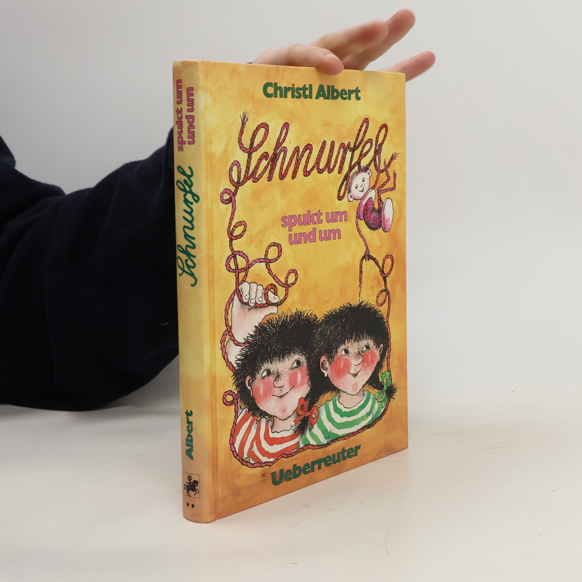Christl Albert Schnurfel spukt um und um