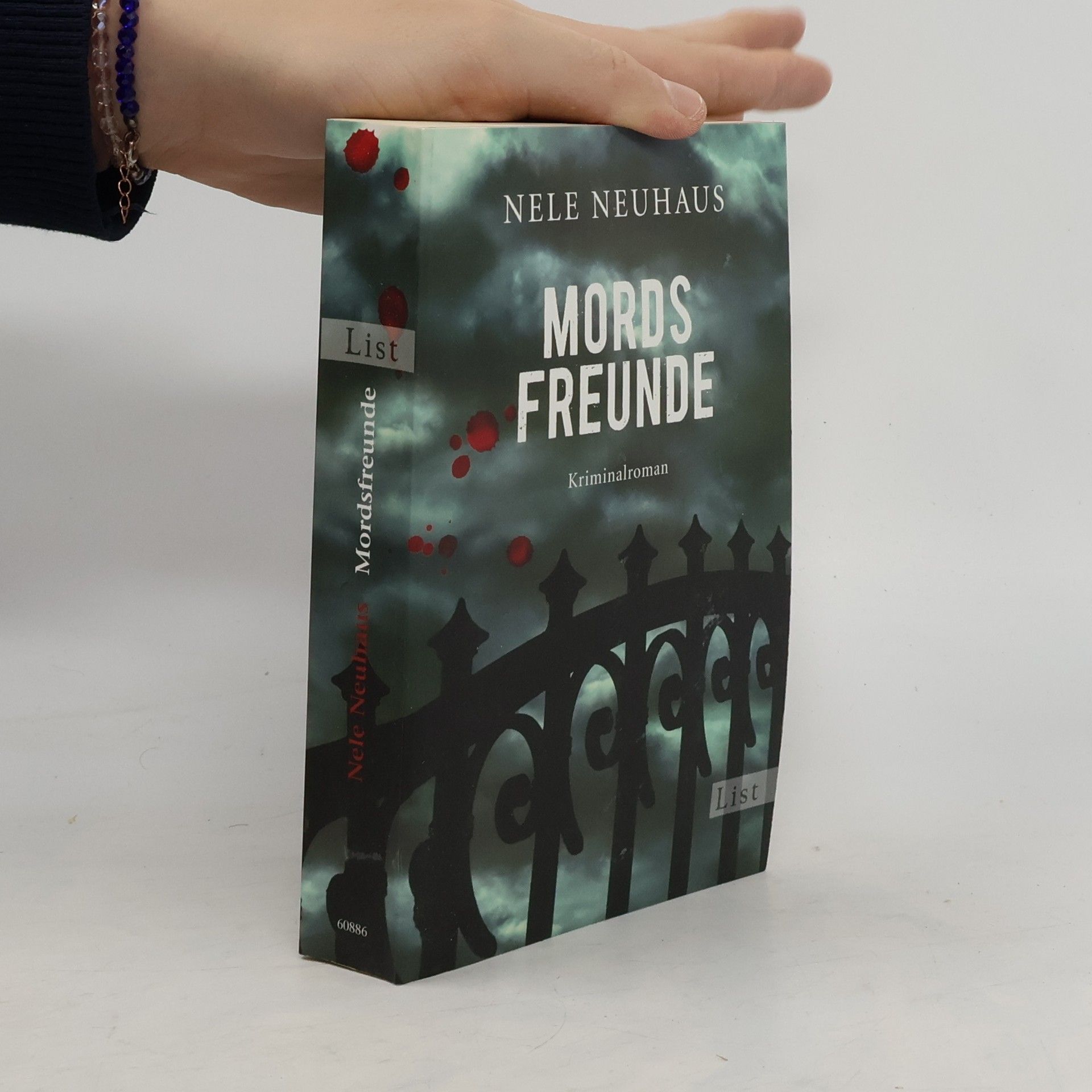 Nele Neuhaus Mordsfreunde