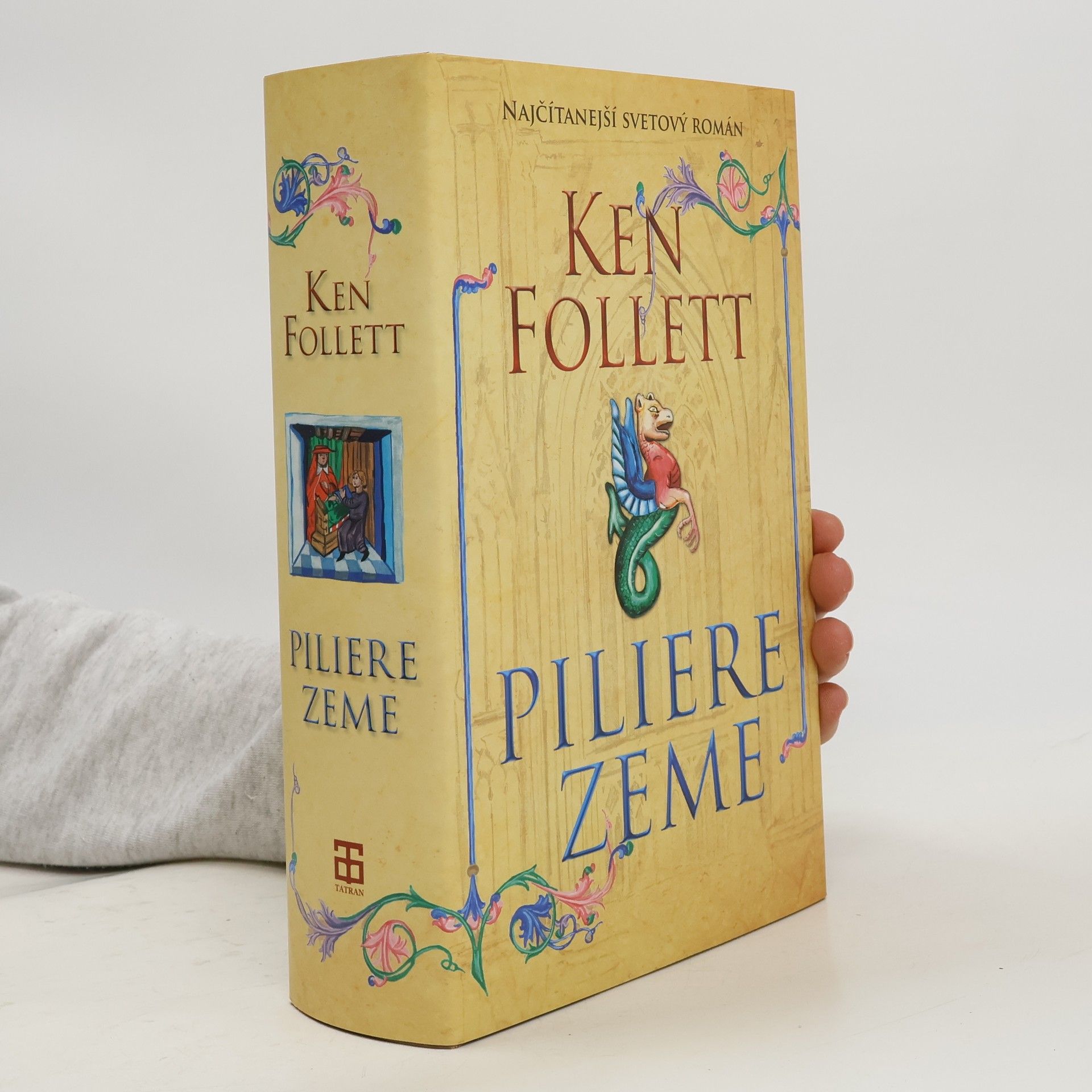 Ken Follett Piliere zeme