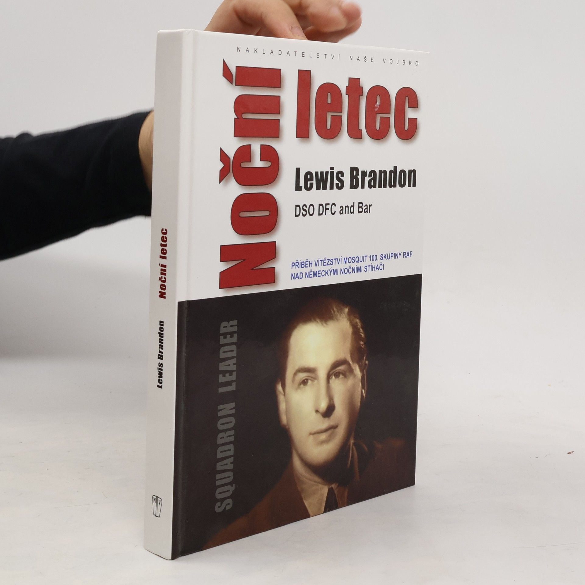 Lewis Brandon Noční letec