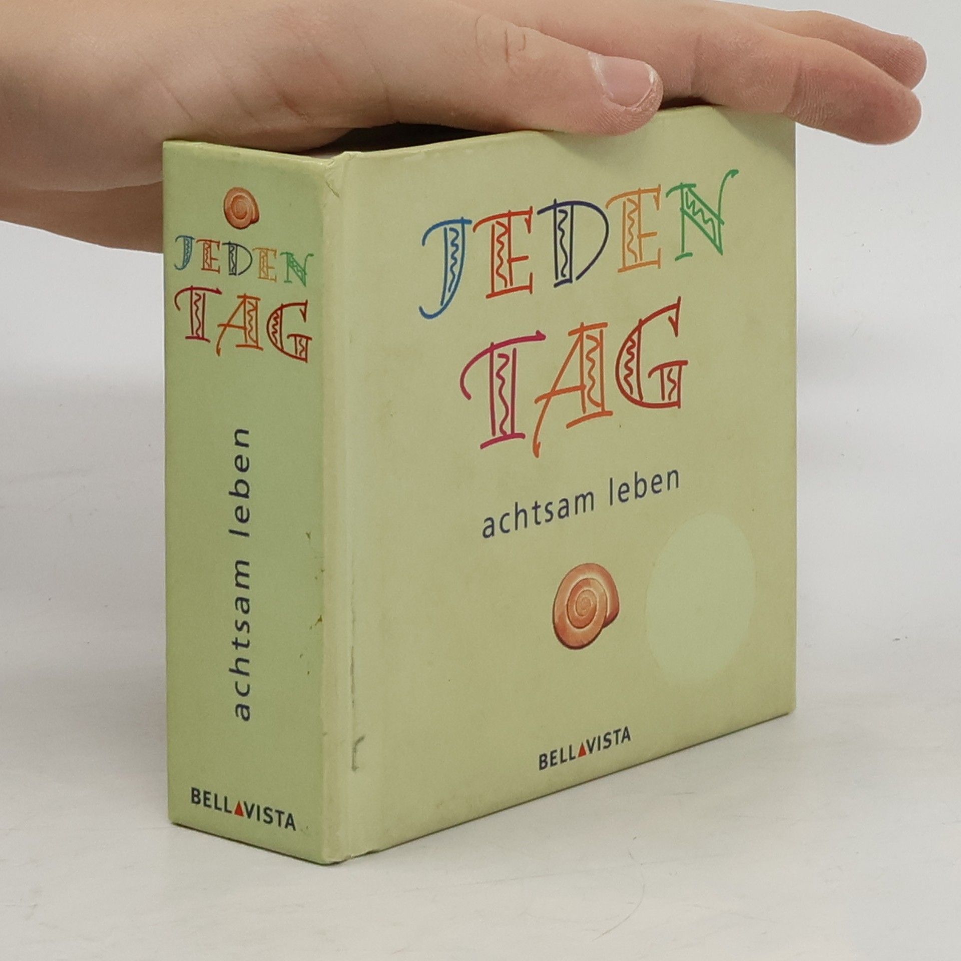 AA.VV. Jeden Tag achtsam leben