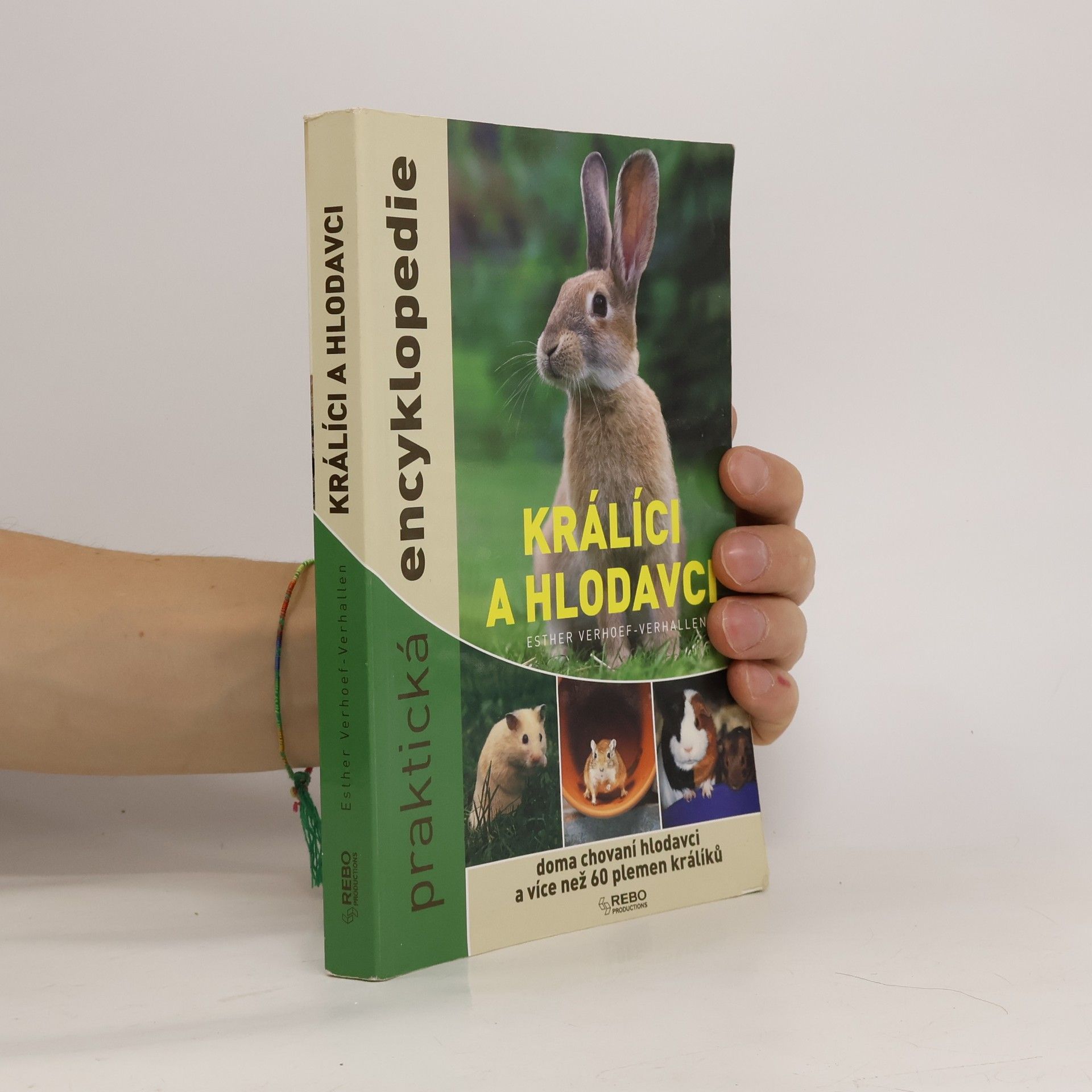 Berry Verhoef Králíci a hlodavci: Praktická encyklopedie