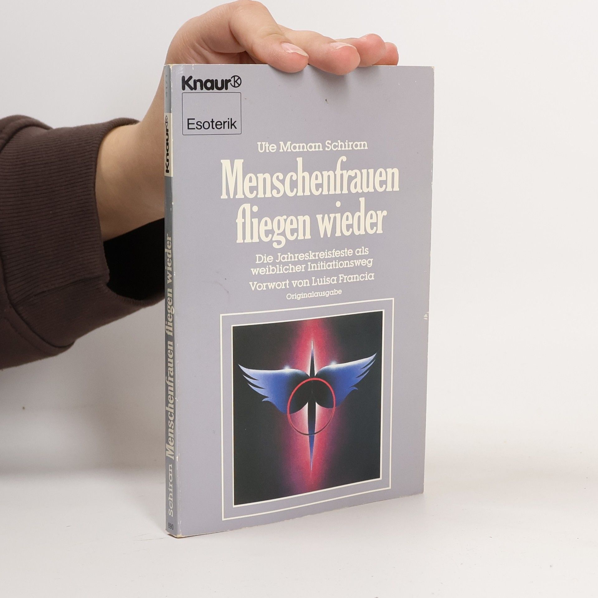 Menschenfrauen fliegen wieder