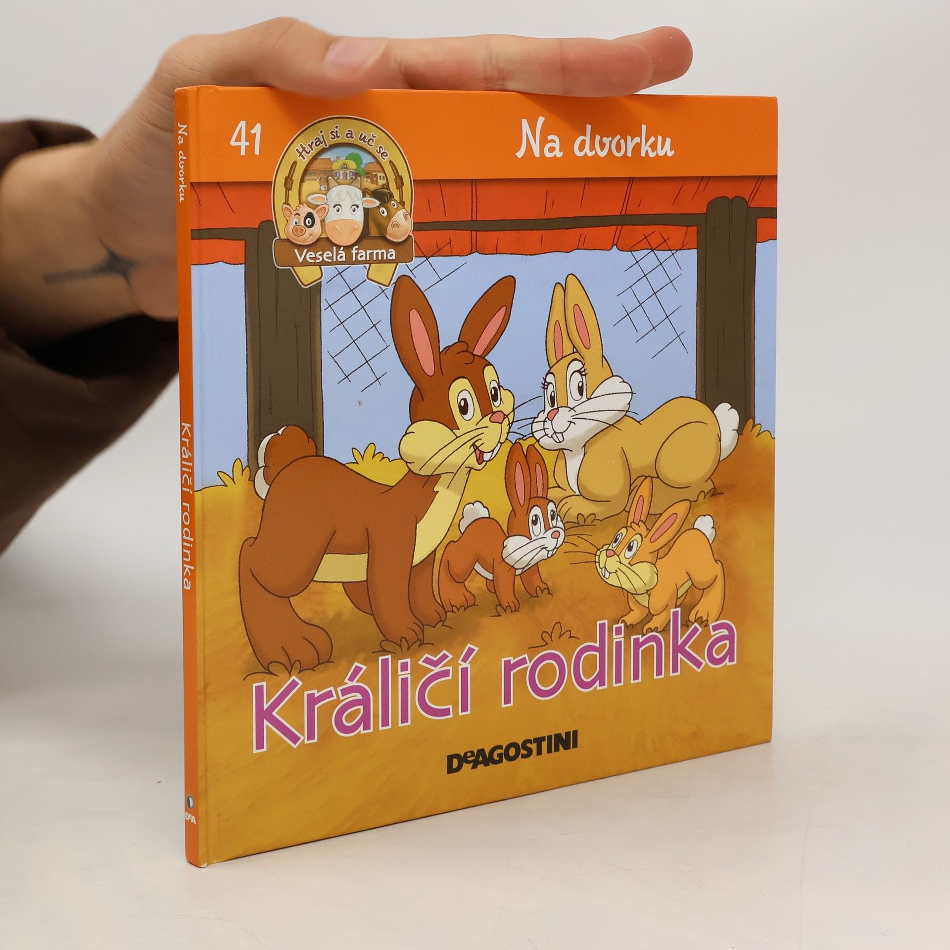 Collectif d'auteurs Na dvorku 41. Králičí rodinka