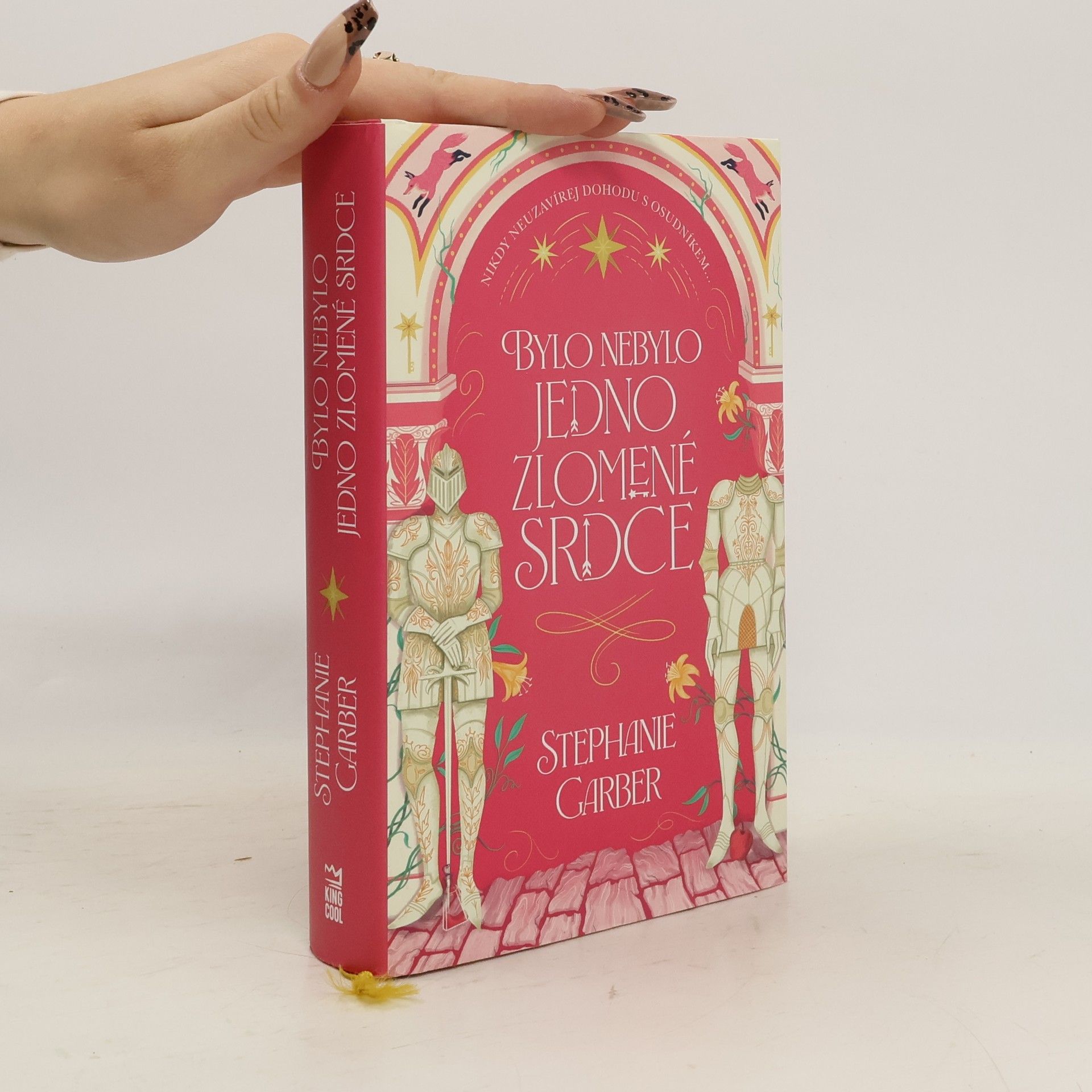 Stephanie Garber Bylo nebylo jedno zlomené srdce