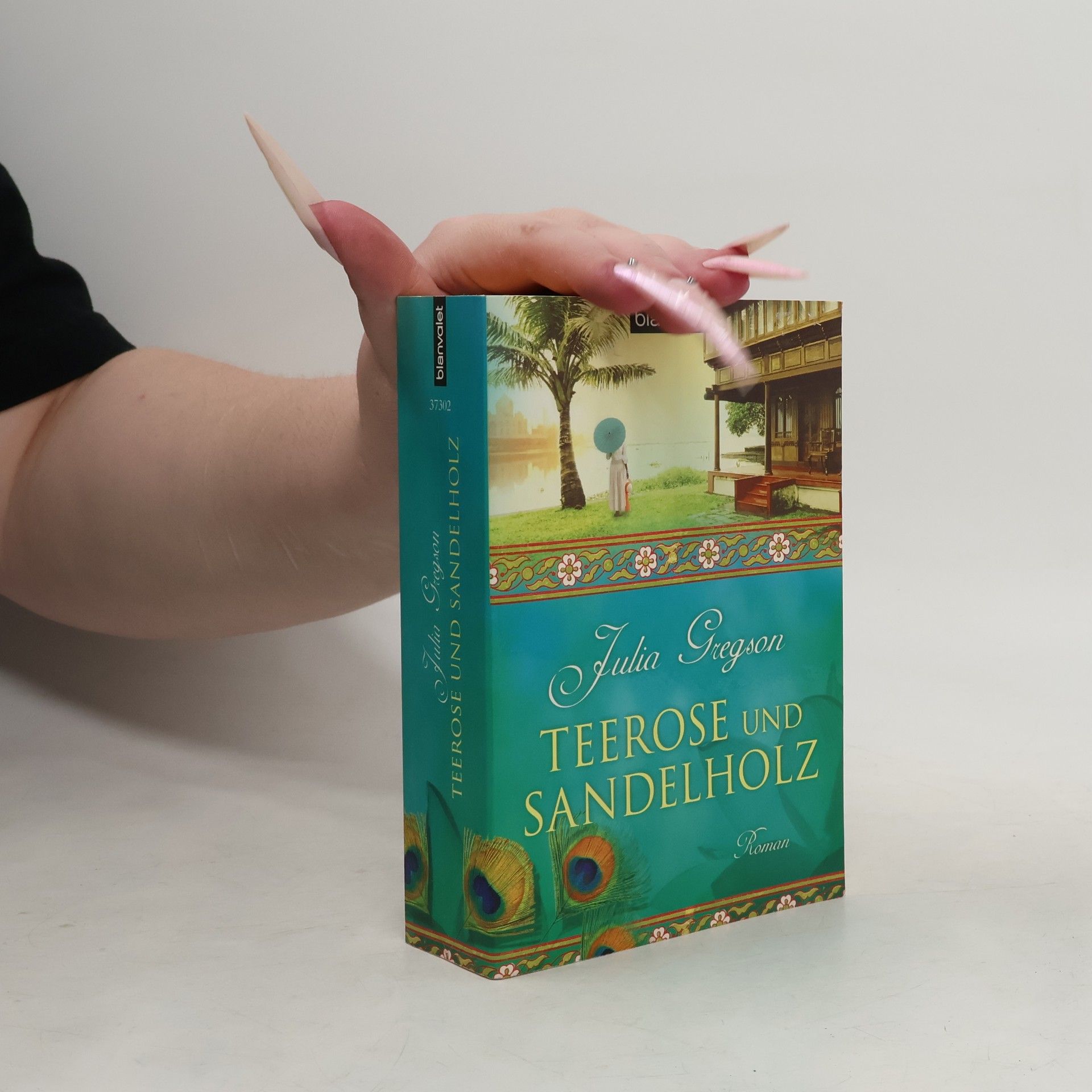 Julia Gregson Teerose und Sandelholz