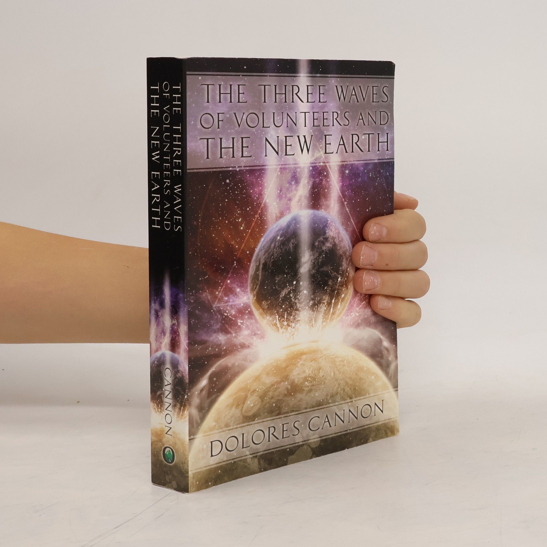 Dolores Cannon The Three Waves of Volunteers and the New Earth