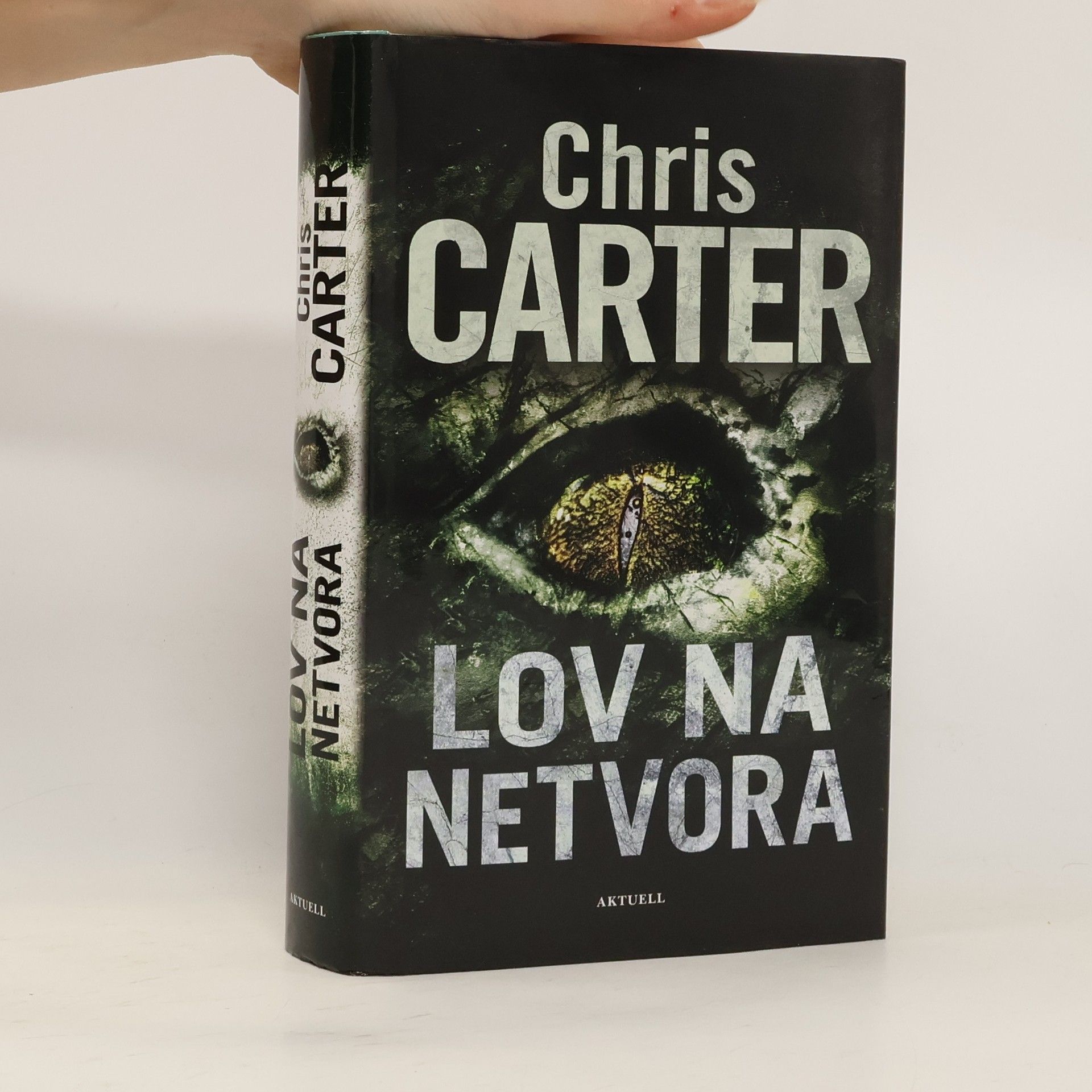 Chris Carter Lov na netvora
