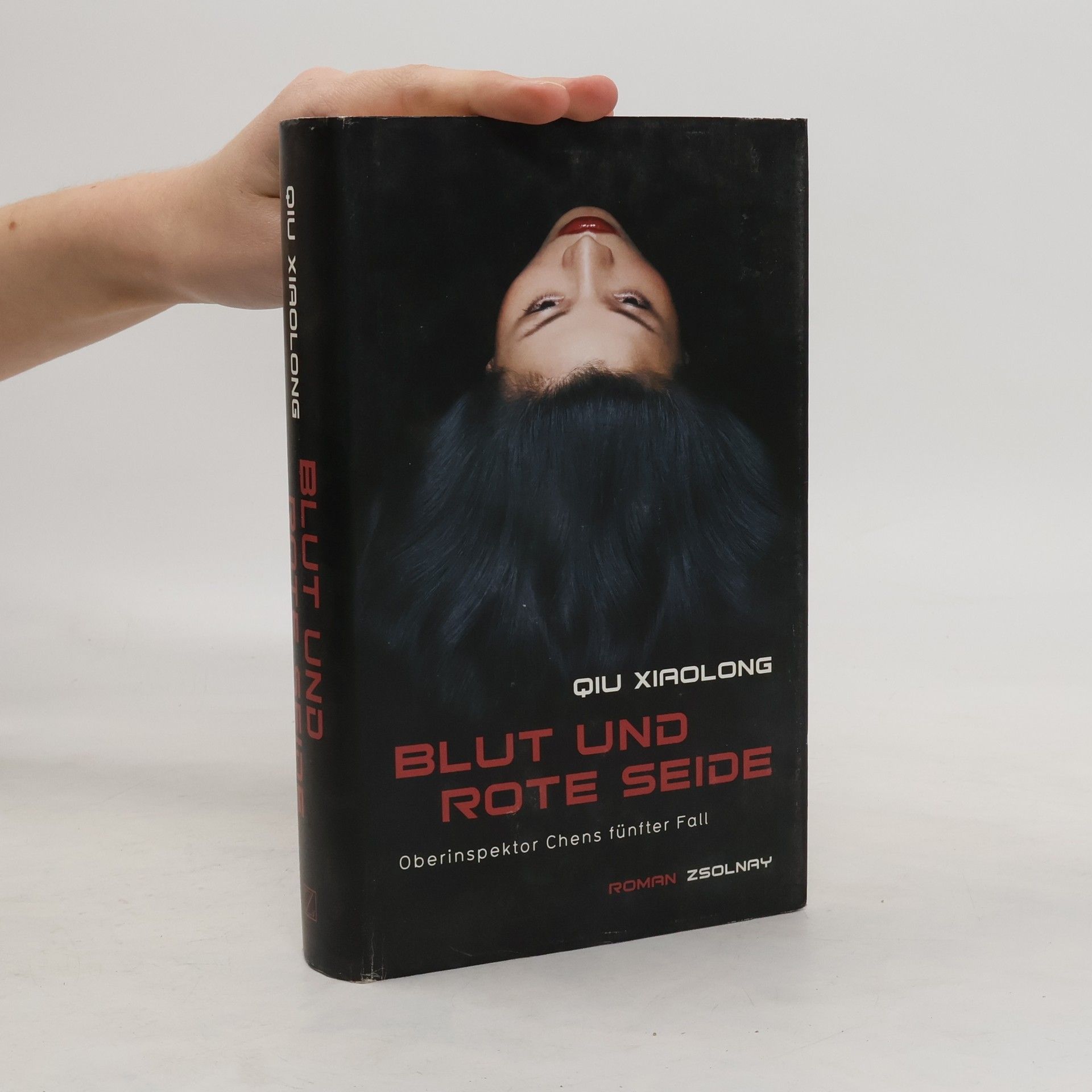 Xiaolong Qiu Blut und rote Seide