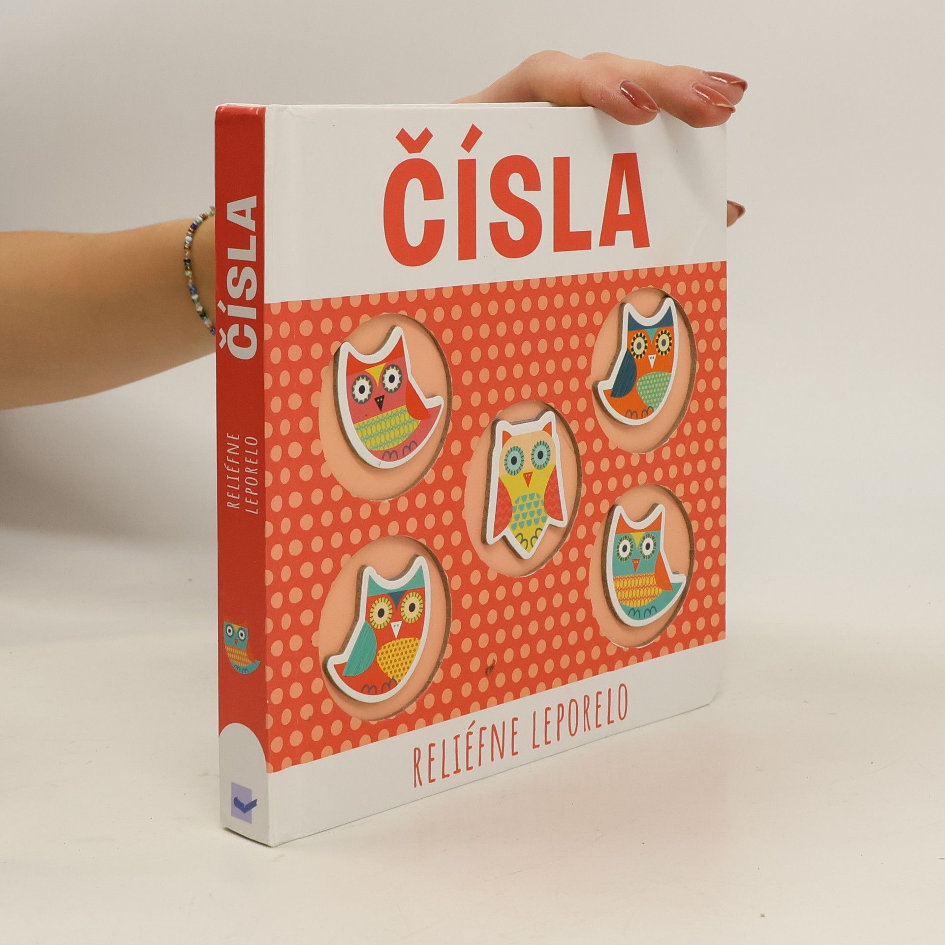 Collectif d'auteurs Čísla: reliéfne leporelo