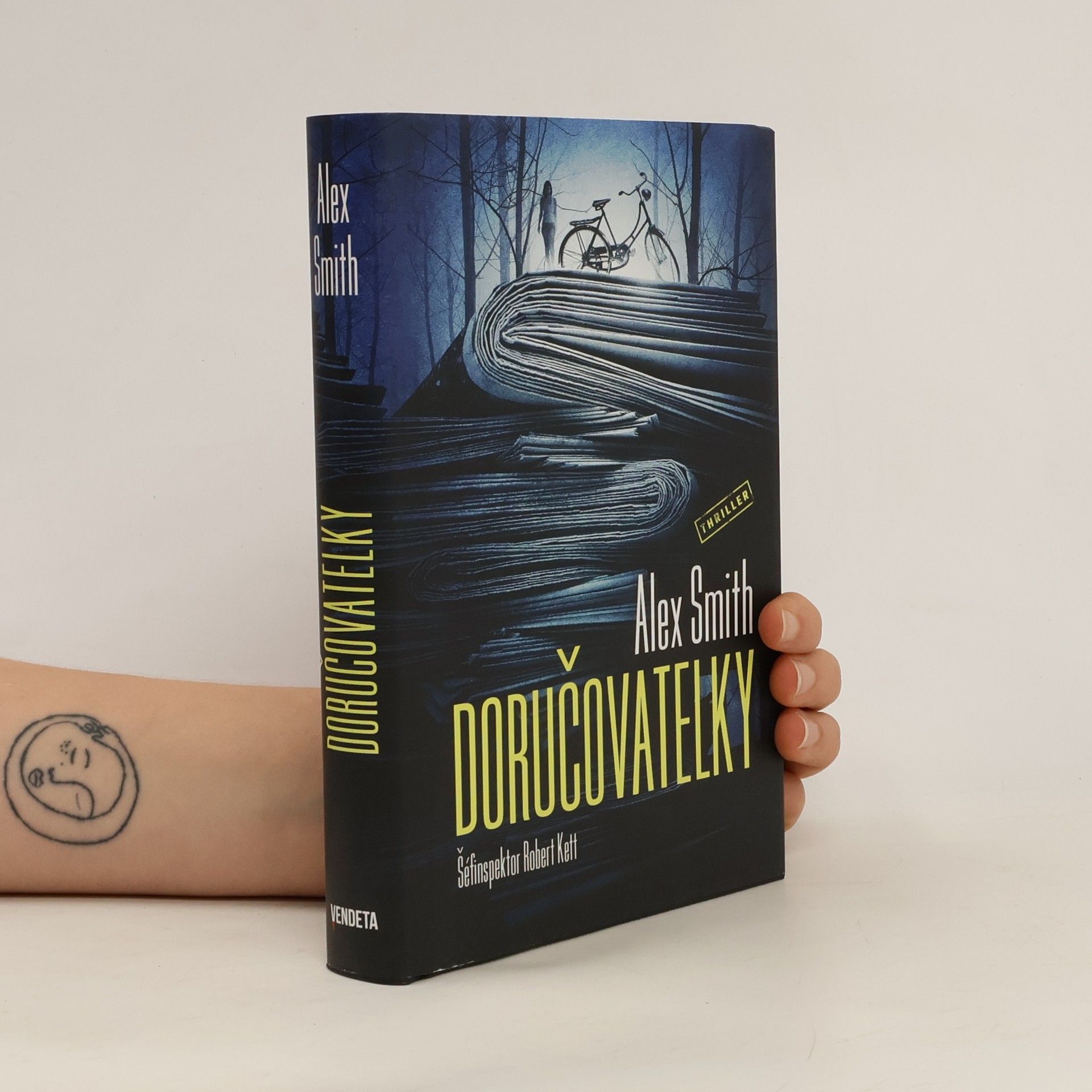 Alexander Gordon Smith Doručovatelky