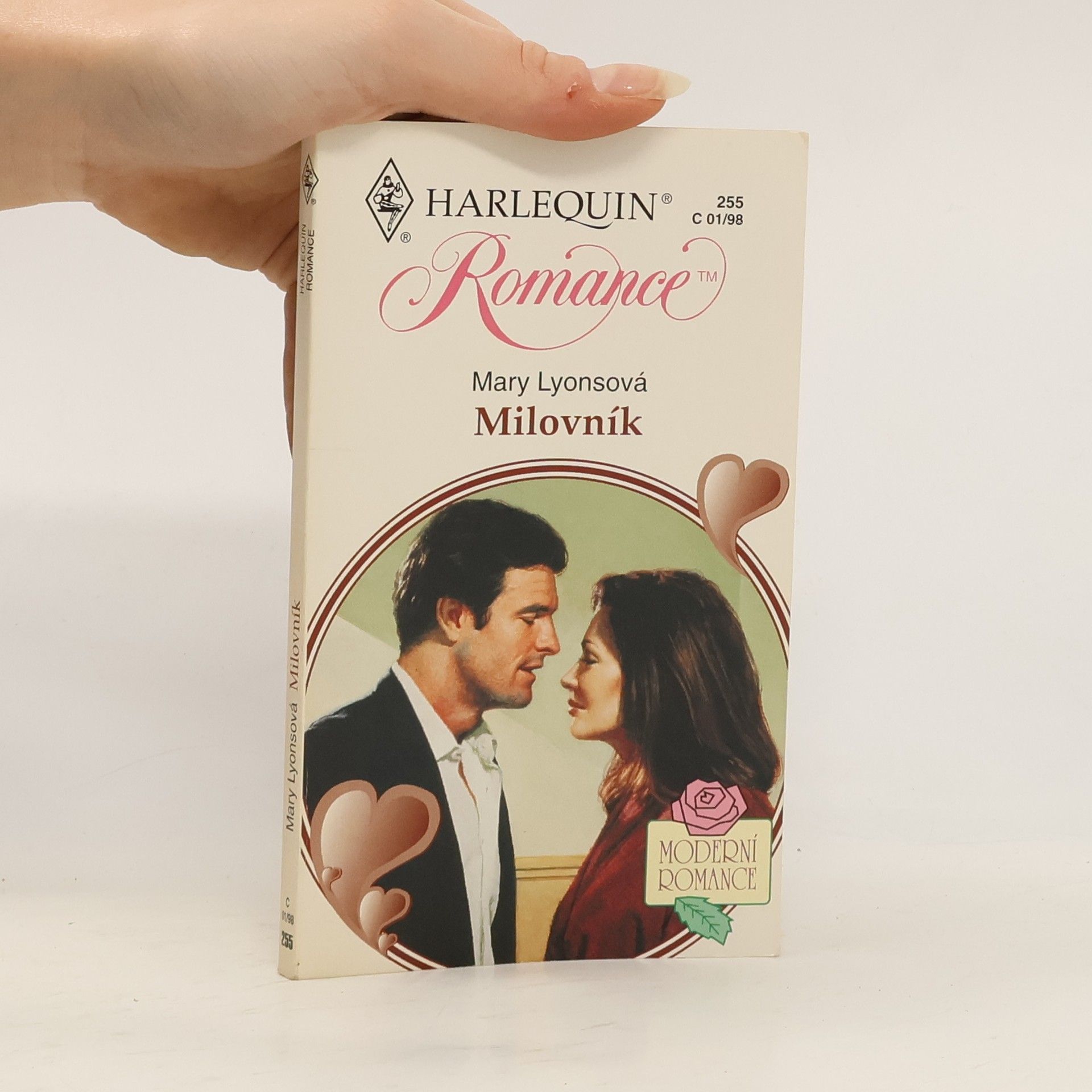 Mary Lyons Milovník