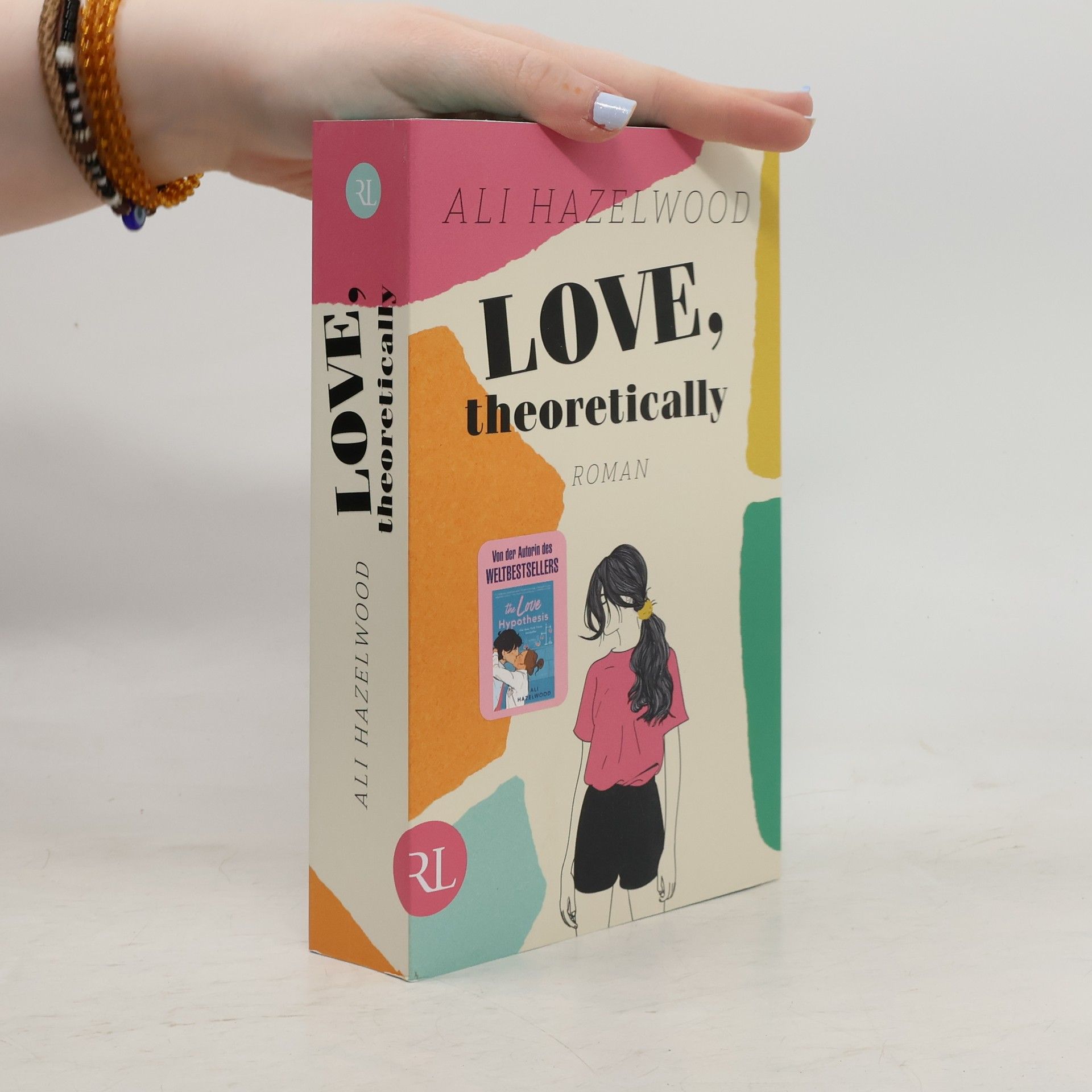 Ali Hazelwood Love, theoretically