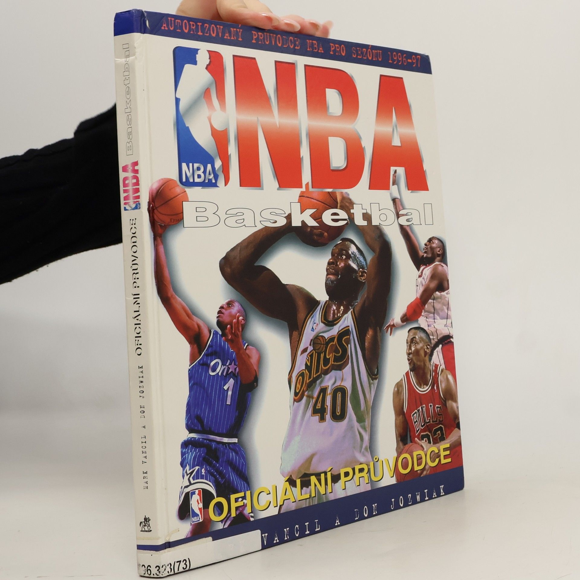 NBA : basketbal: oficiální průvodce