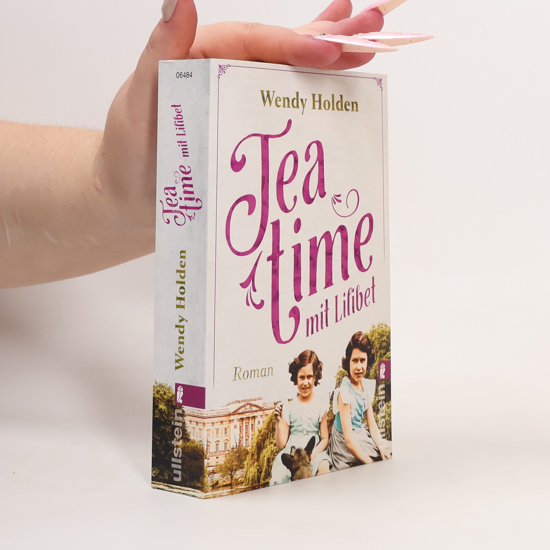 Holden Wendy Teatime mit Lilibet