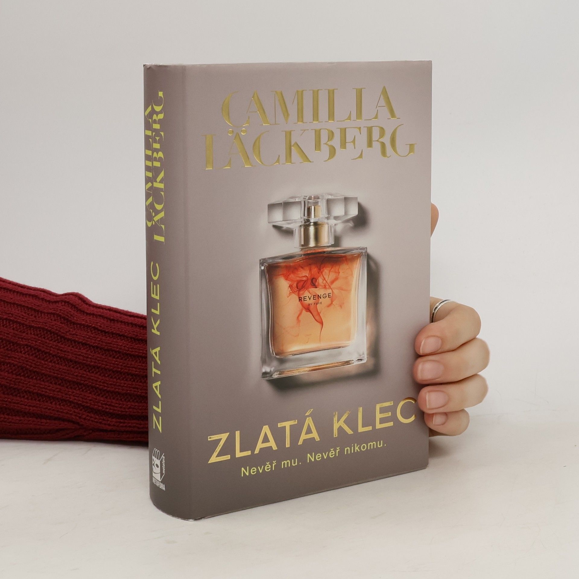 Camilla Läckberg Zlatá klec