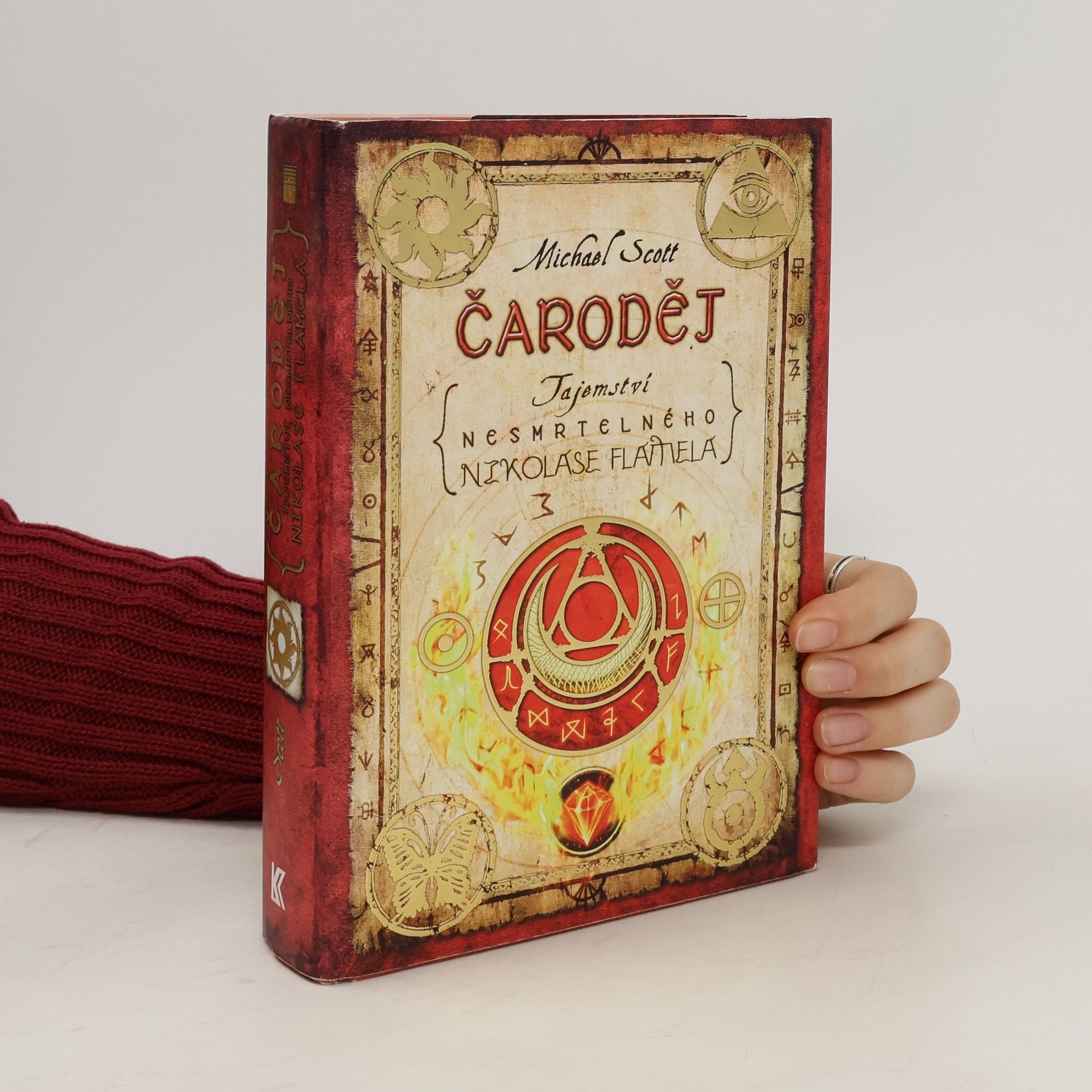 Michael Scott Tajemství nesmrtelného Nikolase Flamela. Čaroděj